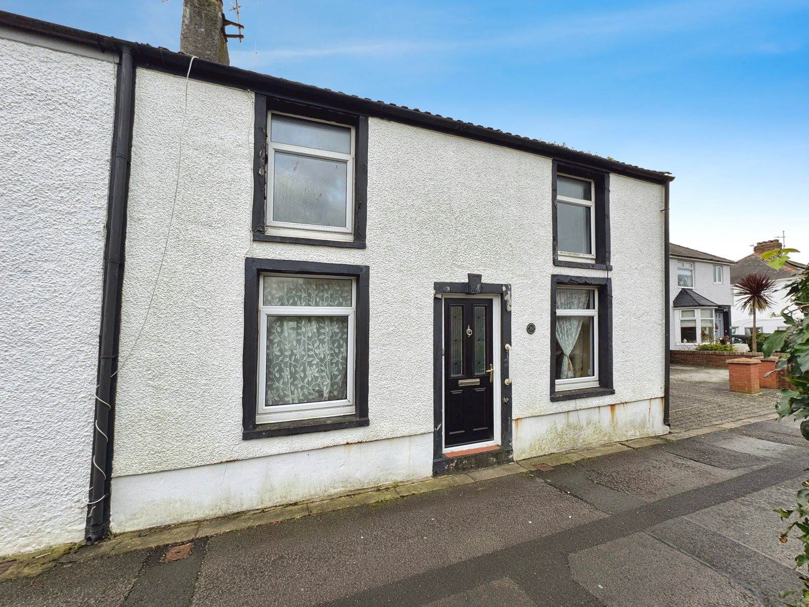 Semi Detached House in Porthcawl