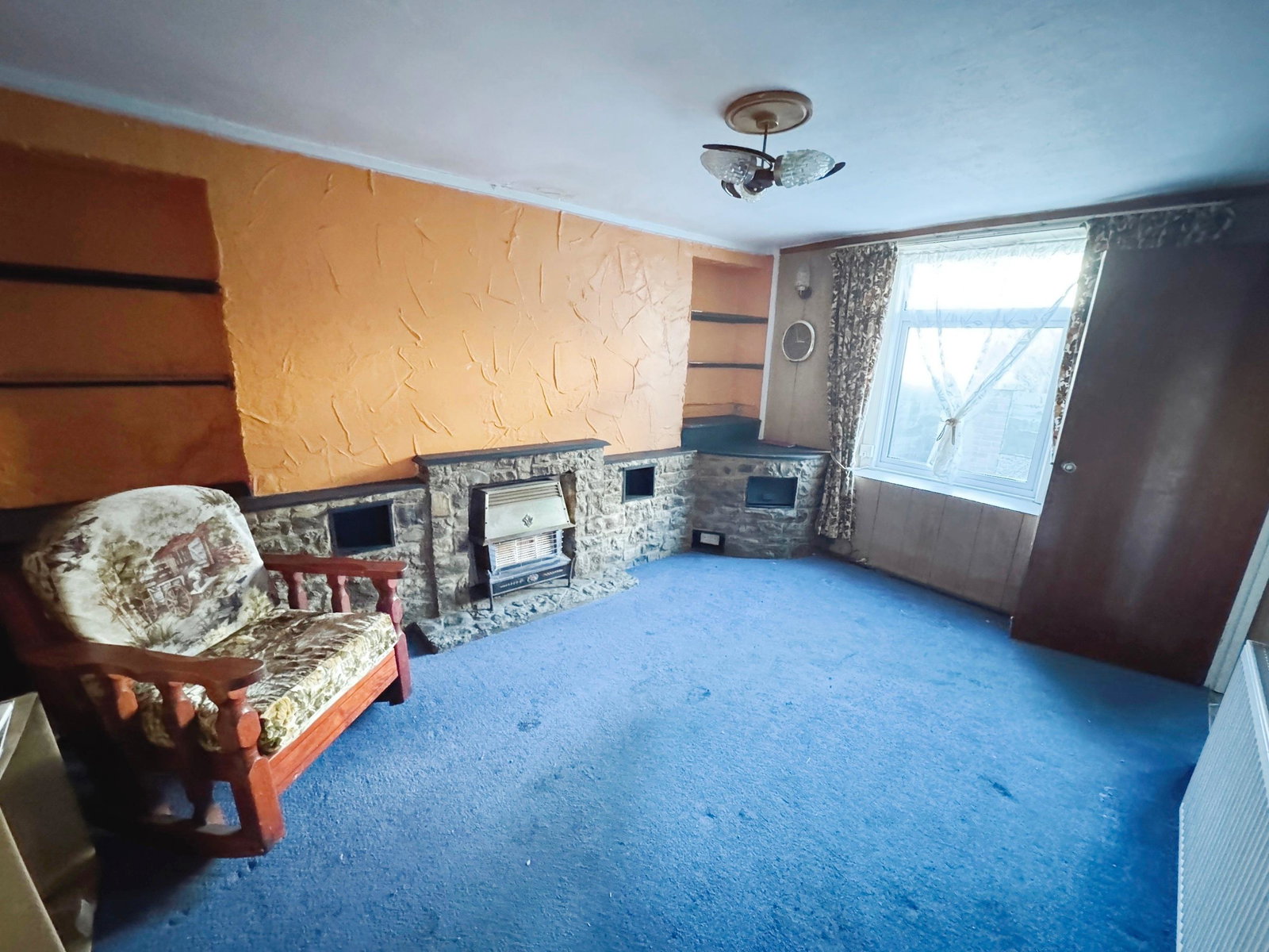 Semi Detached House in Porthcawl
