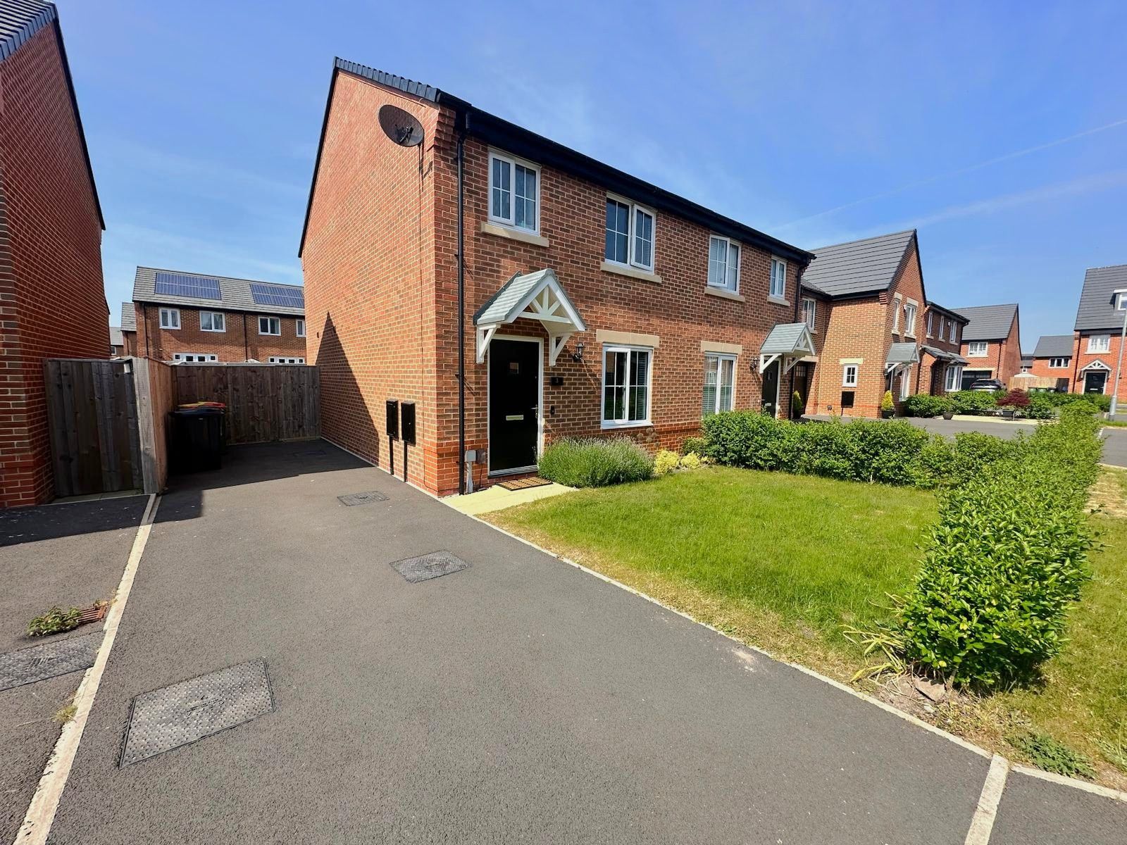 Semi Detached House for sale in Preston, Swanage Close, Cottam, Preston, PR4 0QS, 807 m²