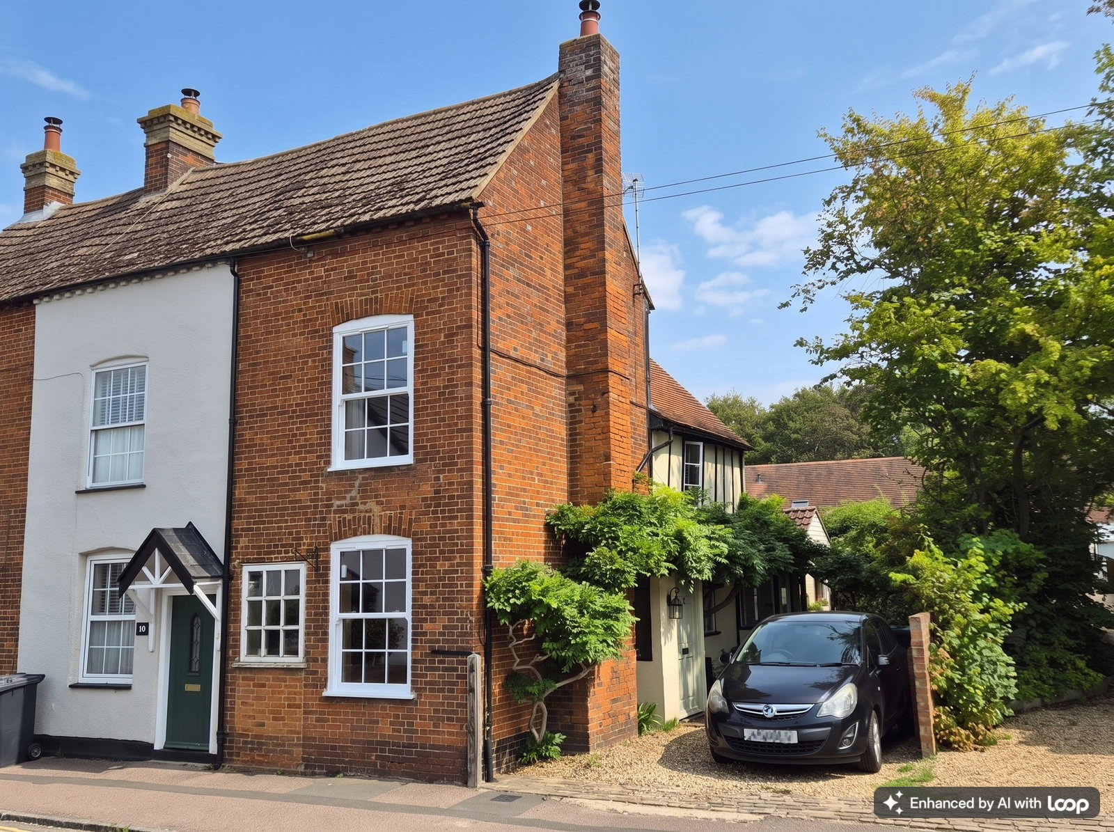 End Of Terrace House for sale in Henlow, High Street Henlow Bedfordshire