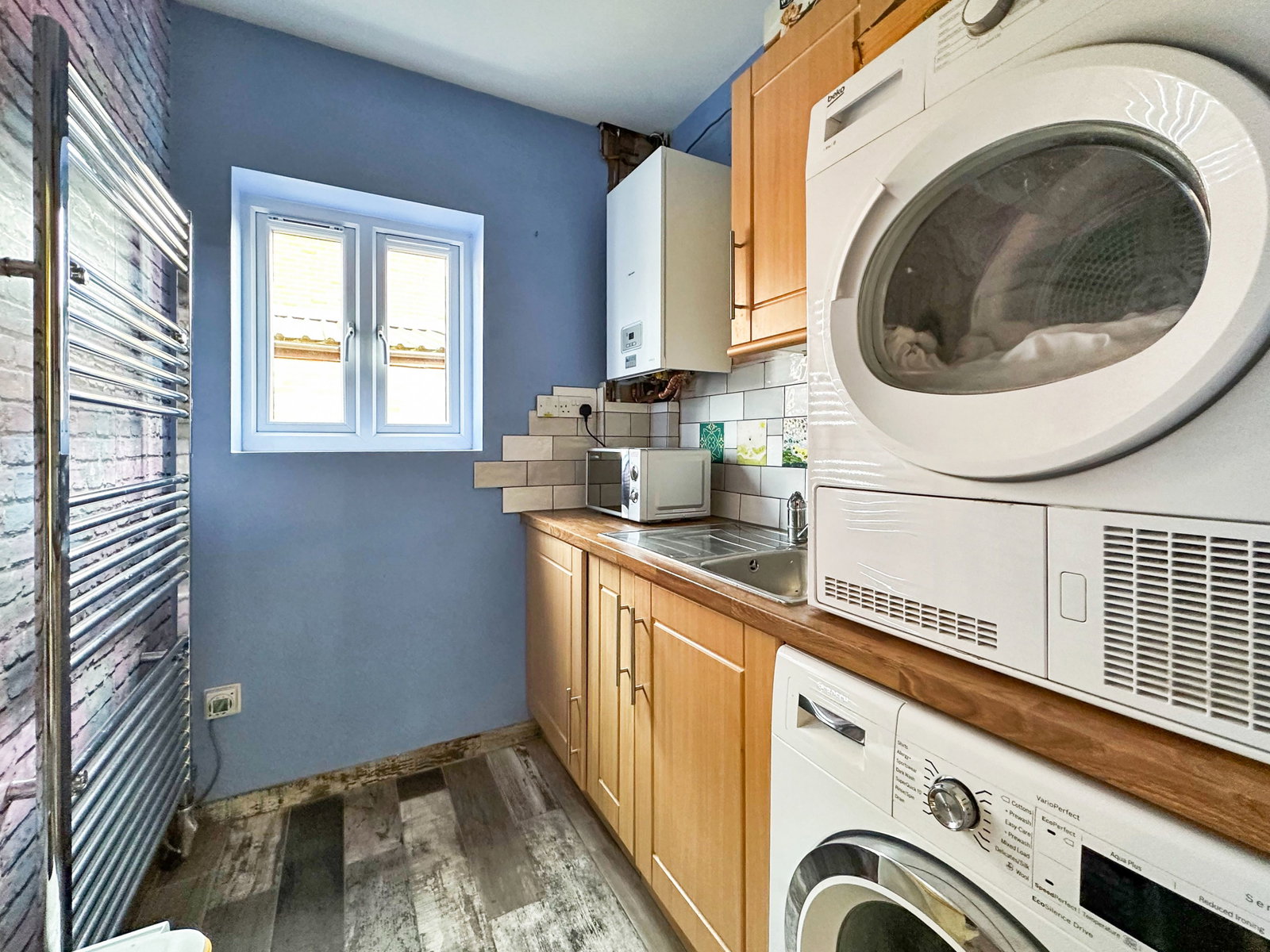 Semi Detached House in Devizes
