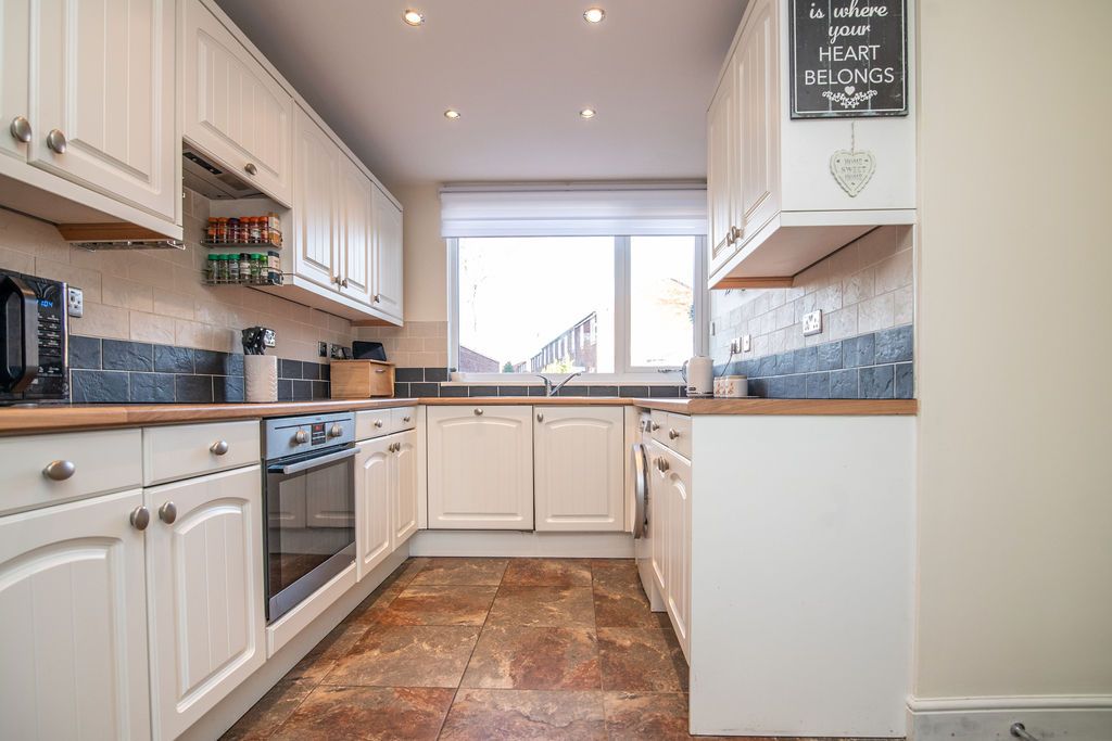 Terraced House in Redditch
