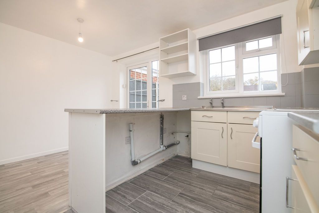 Semi Detached House in Redditch
