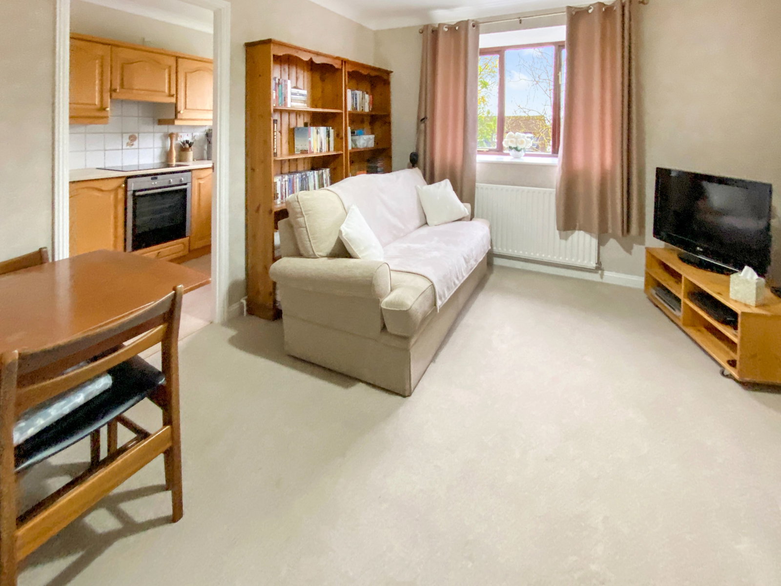 Apartment in Ashford