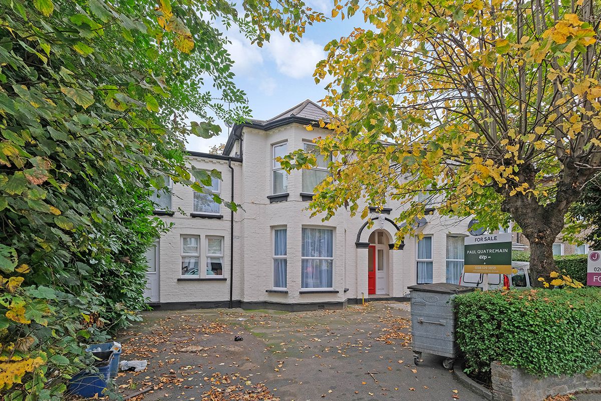 Flat in Ilford