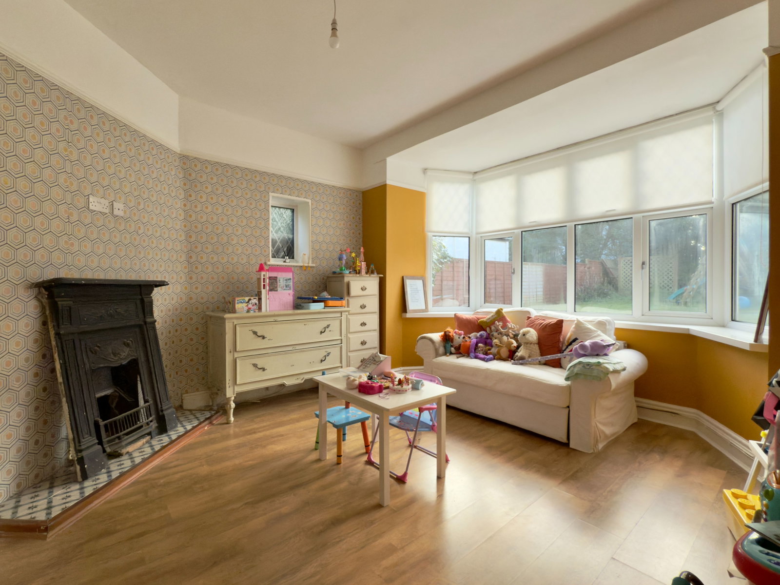 Semi Detached House in Swansea