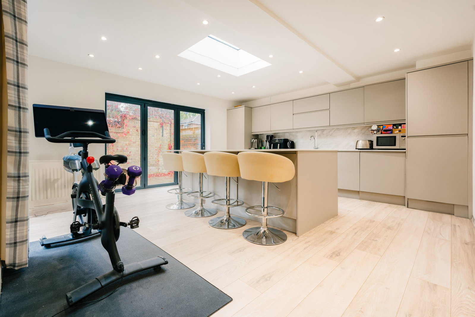 Semi Detached House in Clapham, London