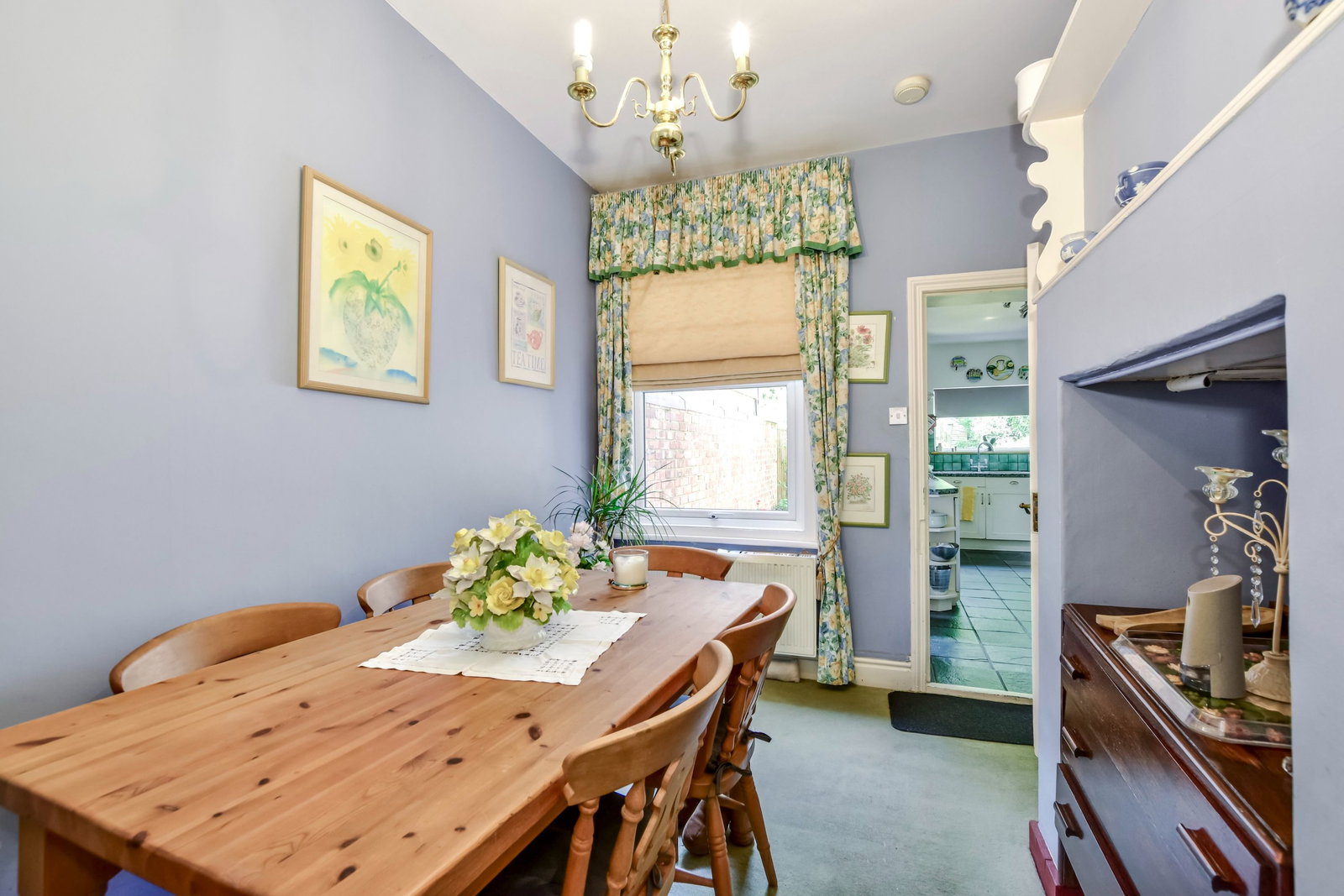 Semi Detached House in Northwood