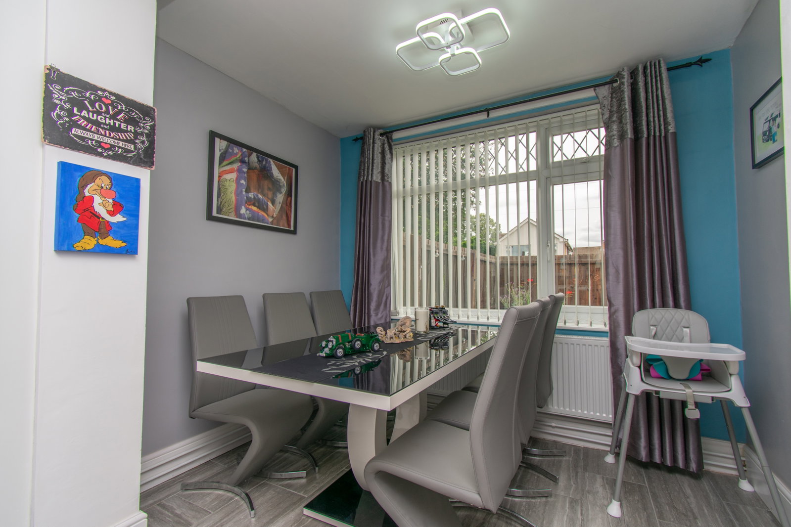 Semi Detached House in Leicester