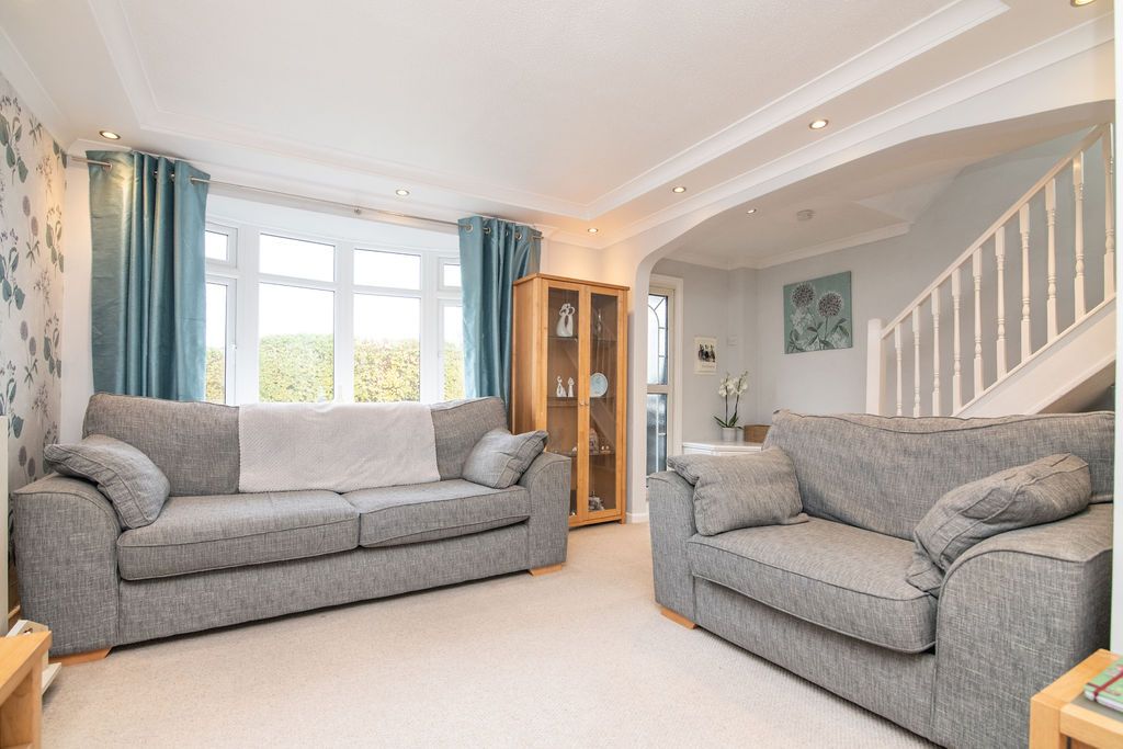 Semi Detached House in Redditch
