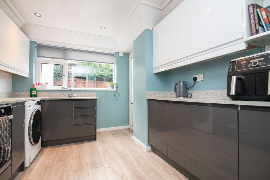 Semi Detached House in Redditch