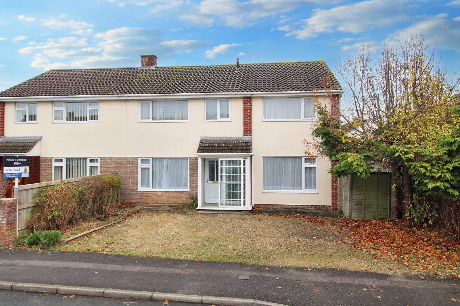 Semi Detached House in Calne