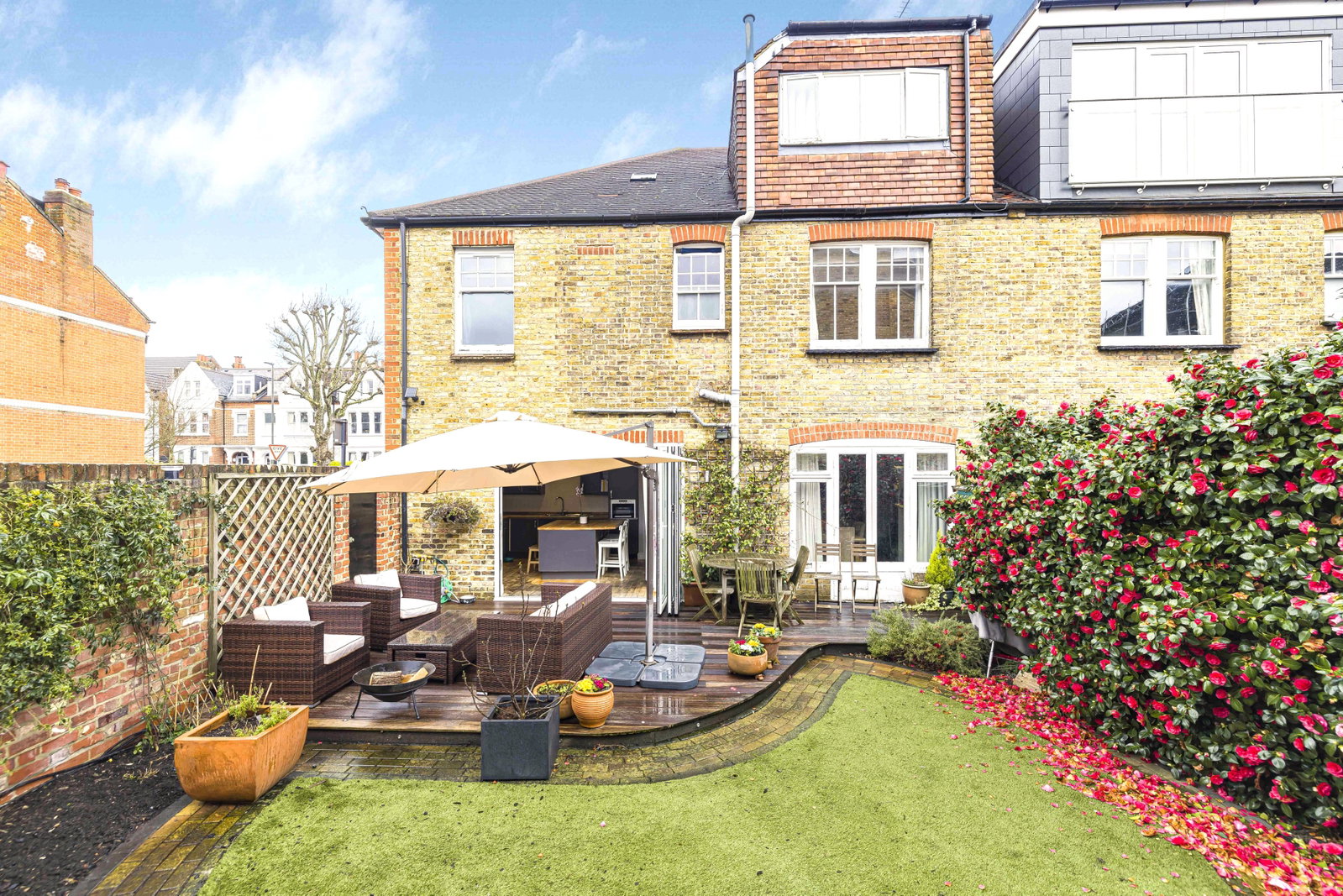 Semi Detached House in London
