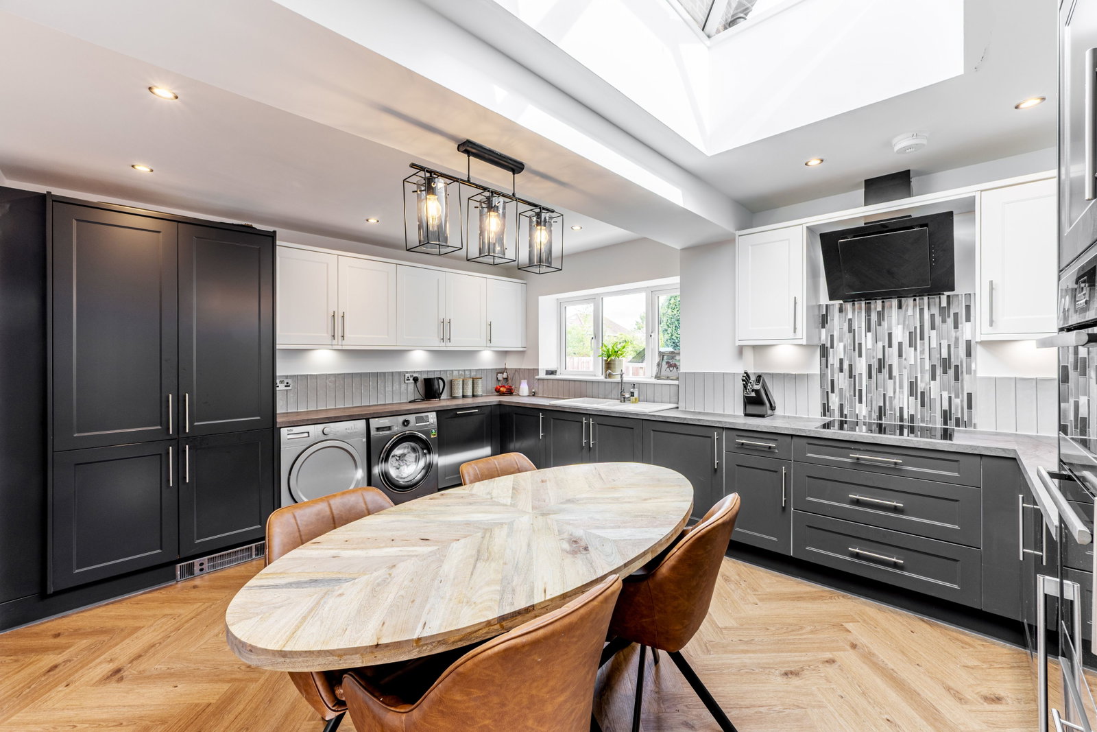 Semi Detached House in Walsall 4