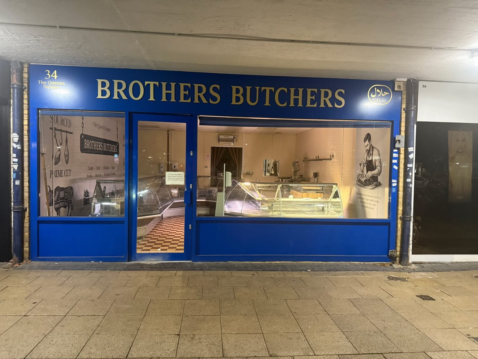 High Street for rent in Hertfordshire, 34 The Queens Square, Hemel Hempstead, Hertfordshire, HP2 4ER, 120 ft²