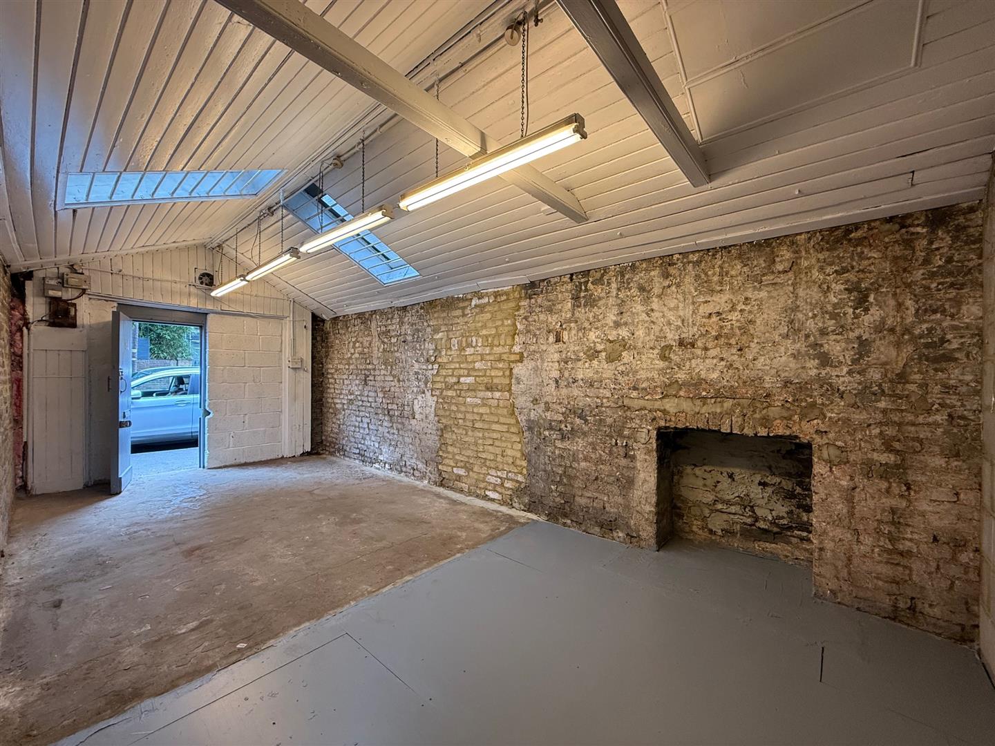 Self Storage for rent in Greater London, 16a Englefield Road, London, Greater London, N1 4JU, 252 ft²