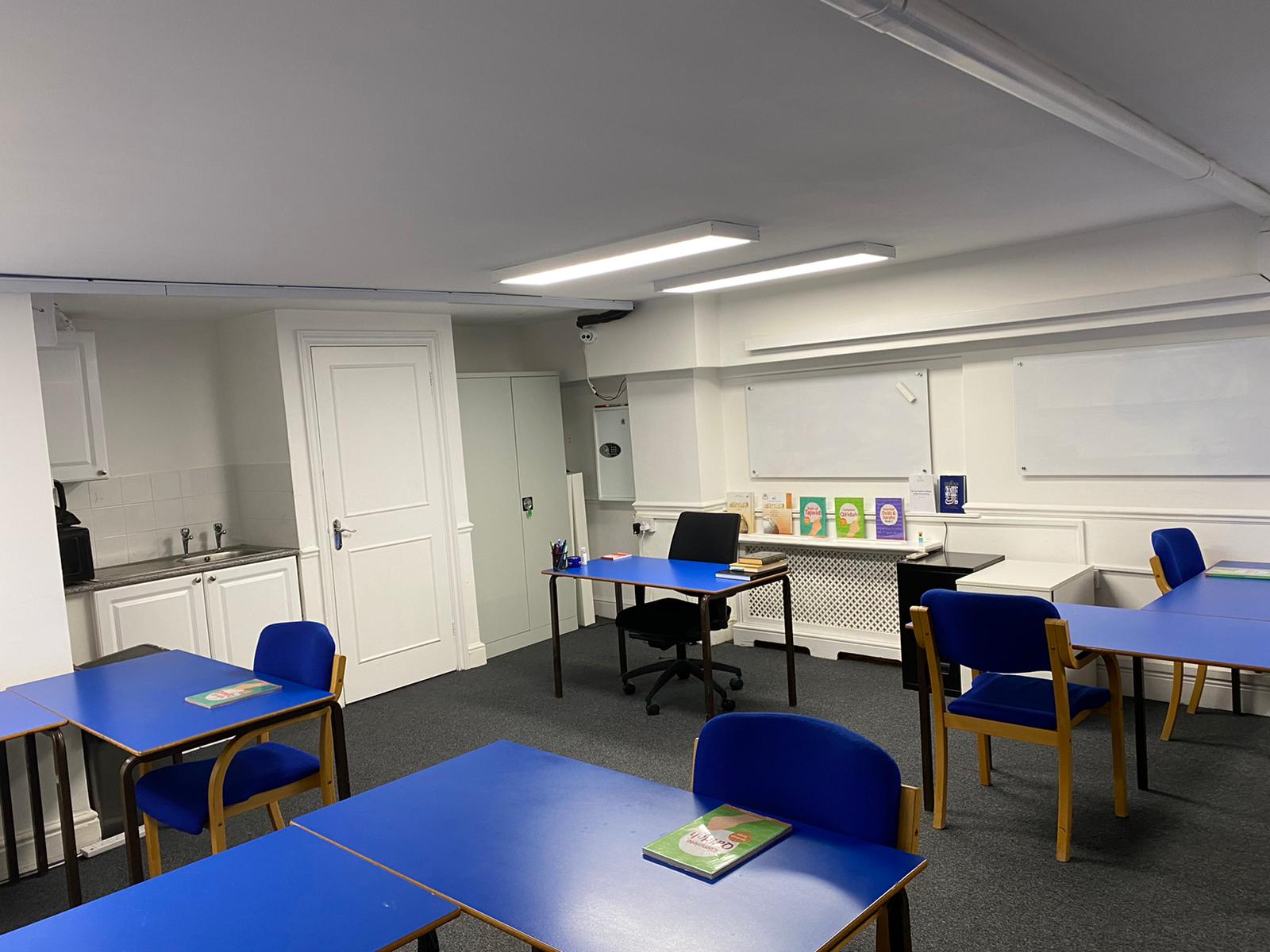 Office for rent in London, Ley Street, Ilford, London, IG2 7DB, 850 ft²