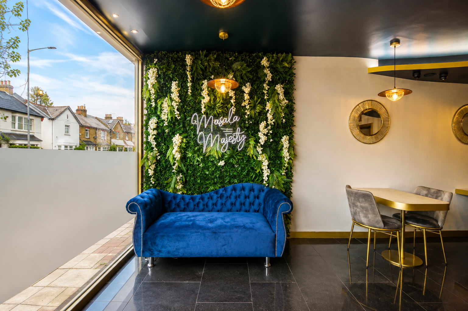 Restaurant for rent in Greater London, 36 High Street, Northwood, Greater London, HA6 1BN, 2932 ft²