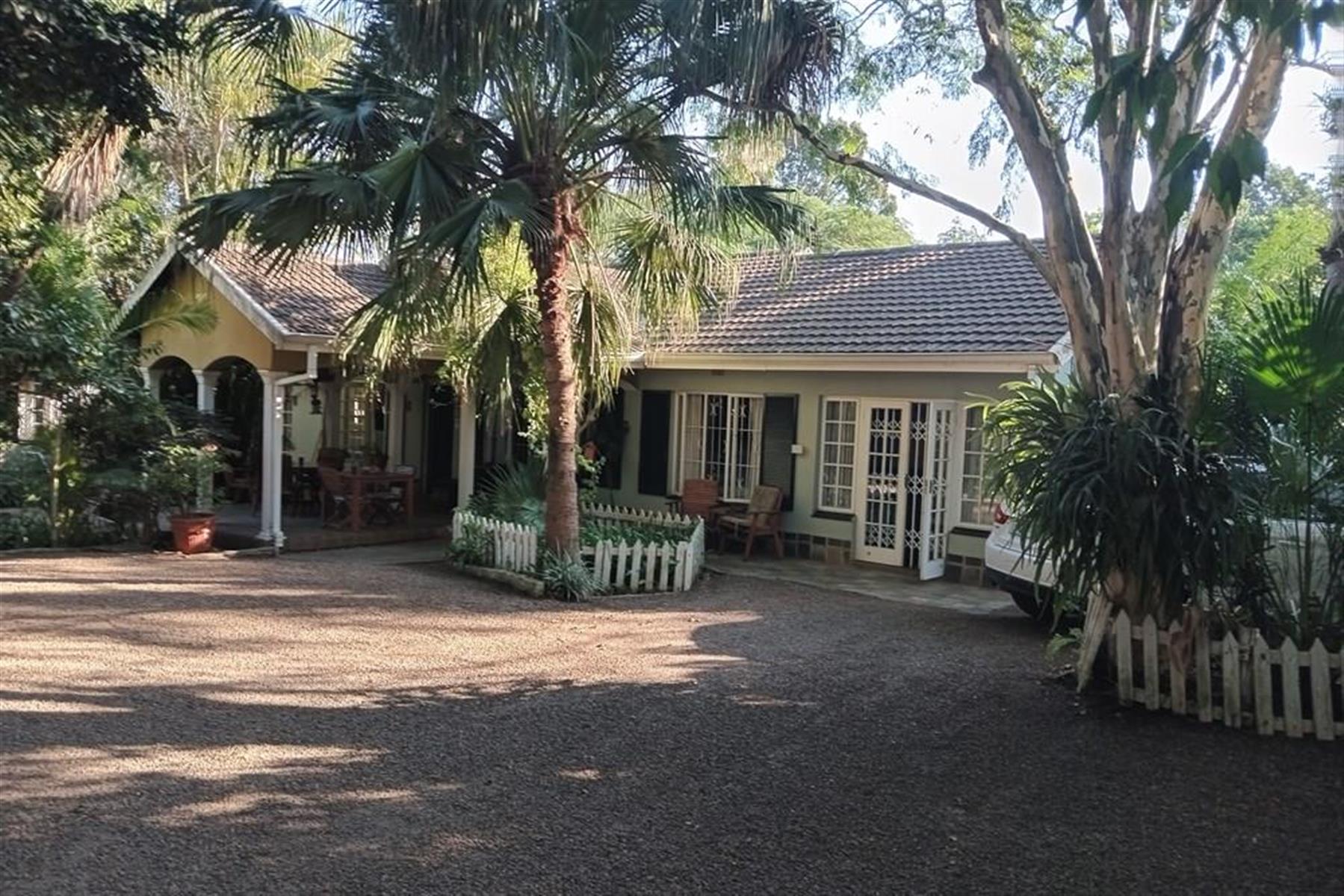 Exceptional Investment Opportunity: 10-Bedroom BnB in Prime Empangeni Location