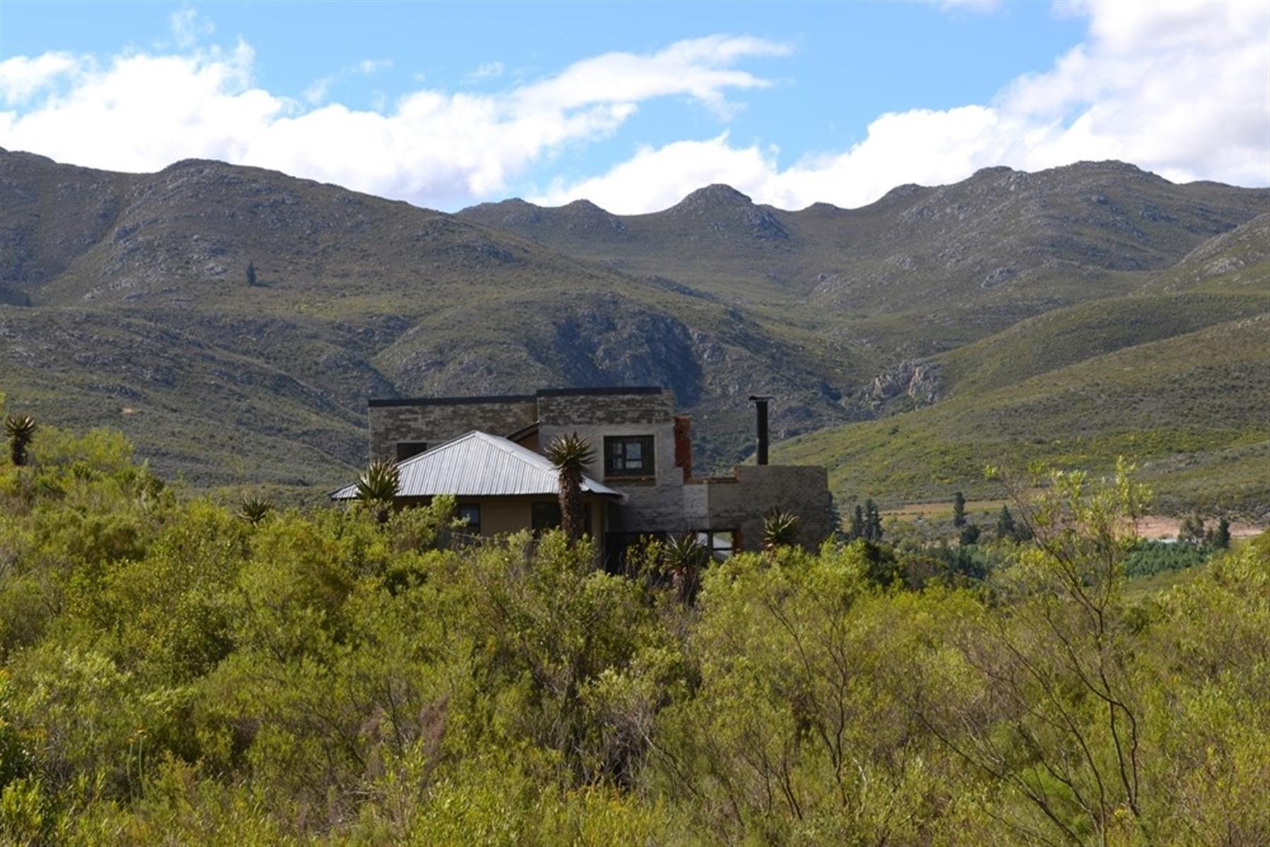Farm For Sale in Uniondale