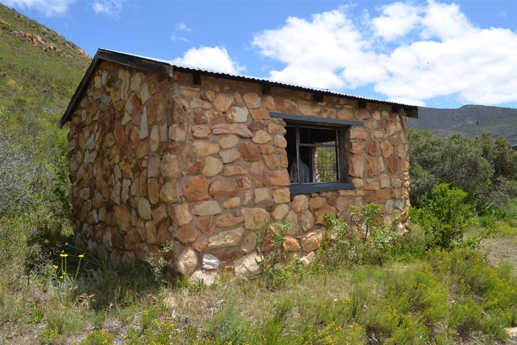 Farm For Sale in Uniondale