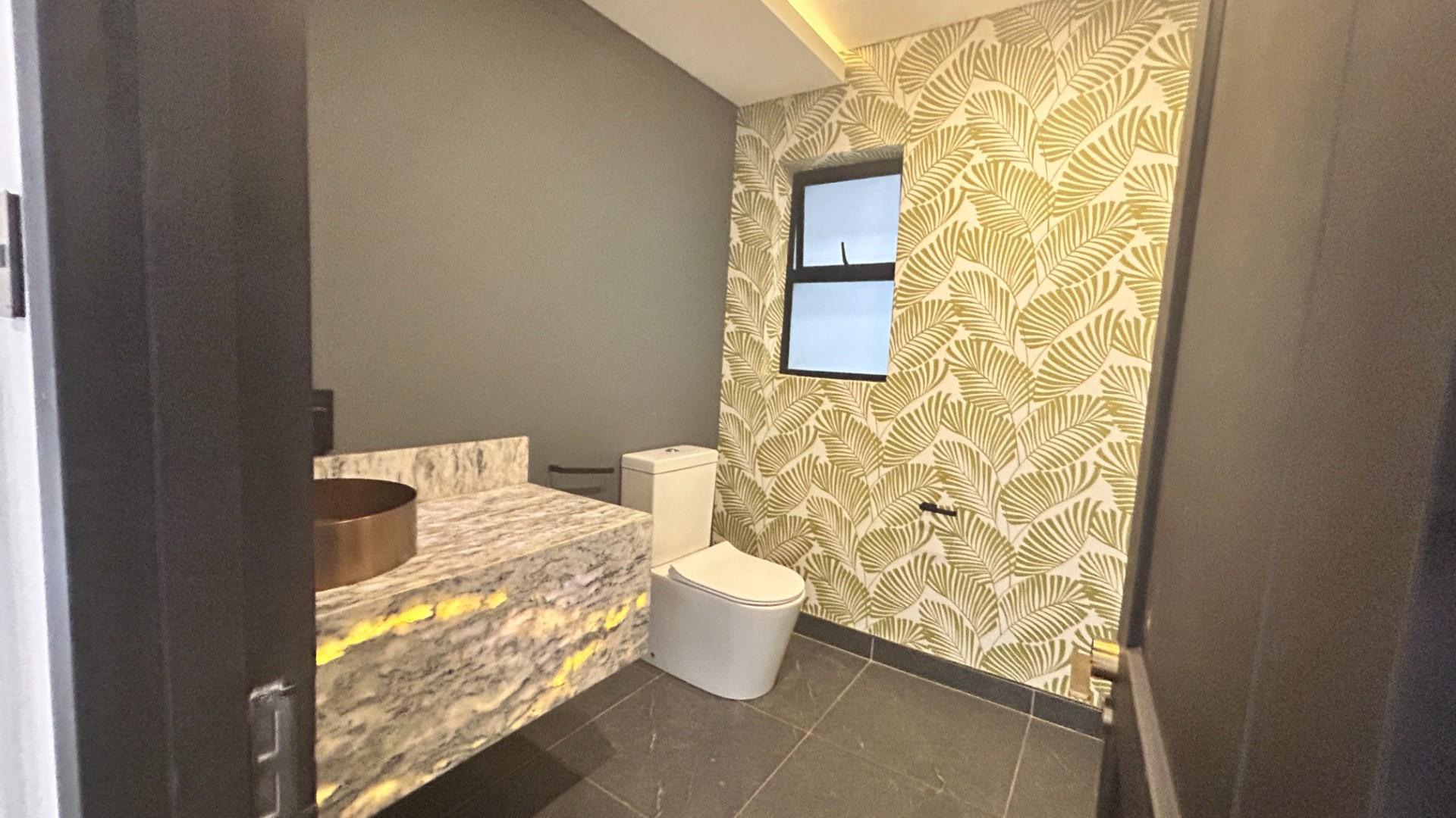 House For Sale in Waterkloof, Pretoria