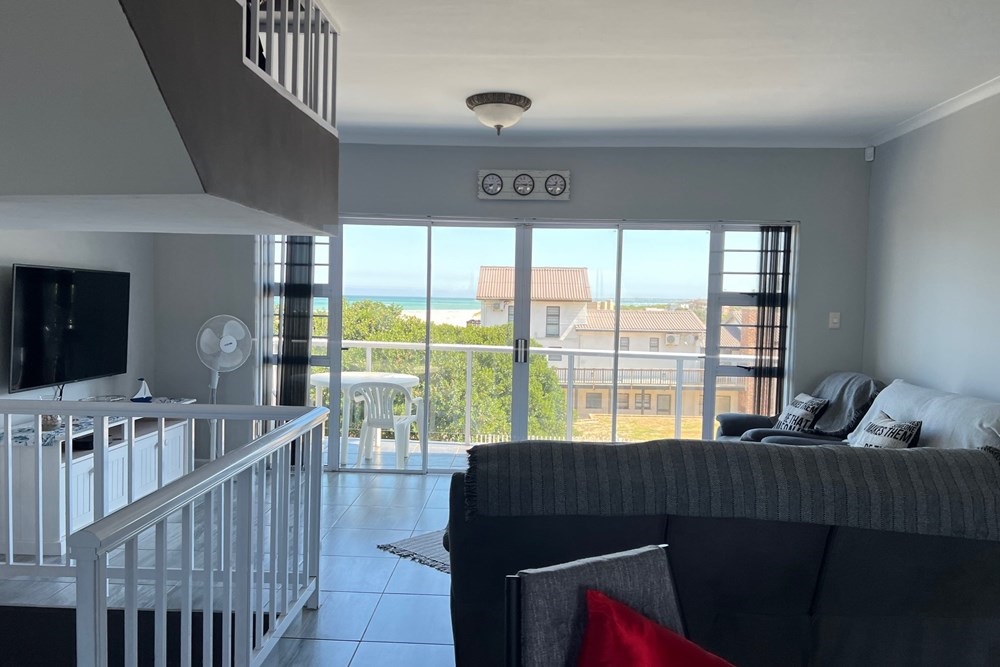 Apartment for sale in Aston Bay, Jeffreys Bay, 168 m²