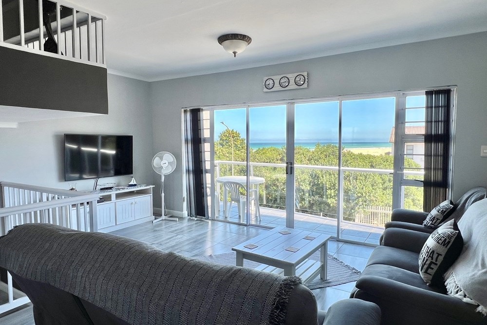 Apartment for sale in Aston Bay, Jeffreys Bay, 168 m²