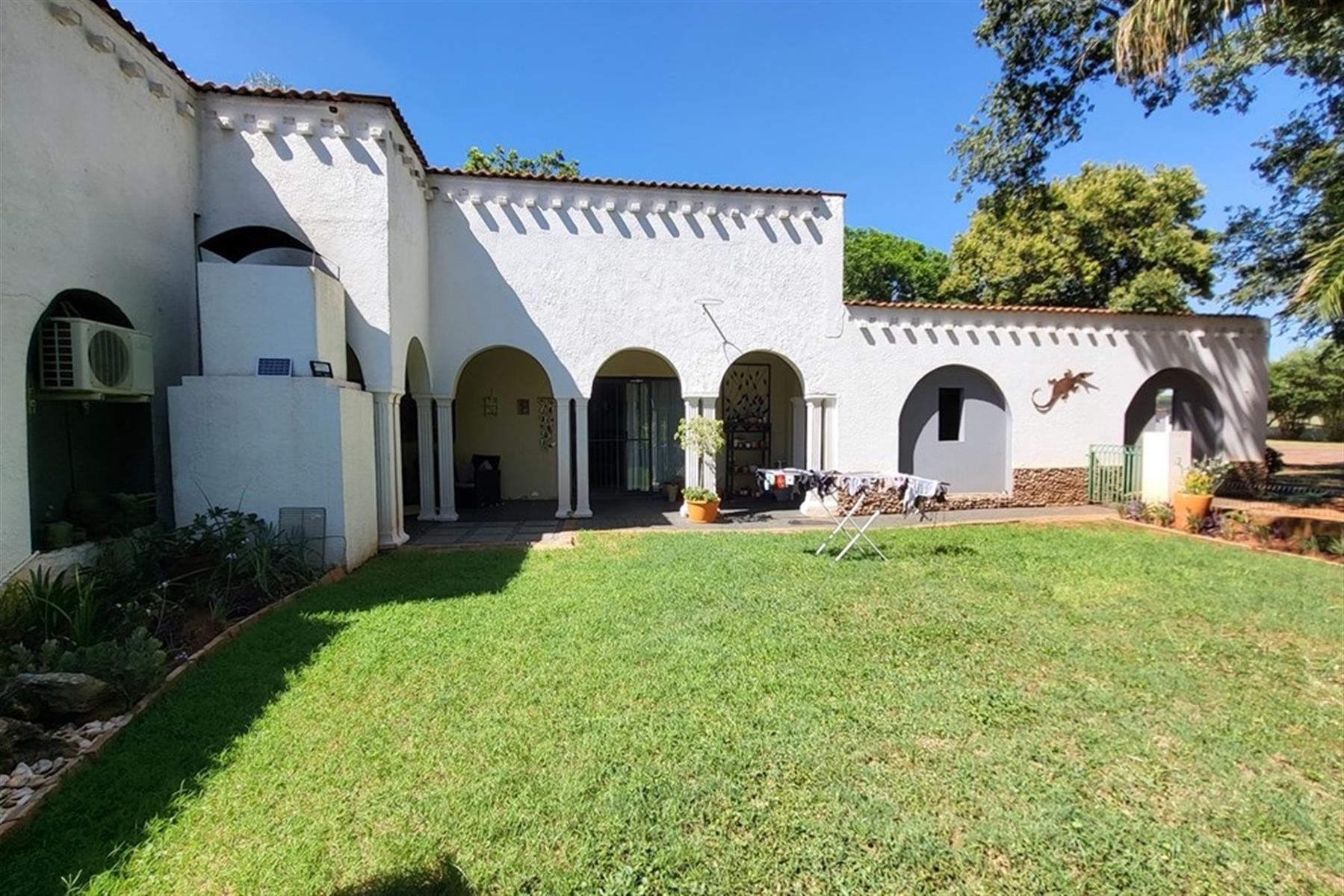 Residential and Commercial Property For Sale in Kameeldrift East, Pretoria
