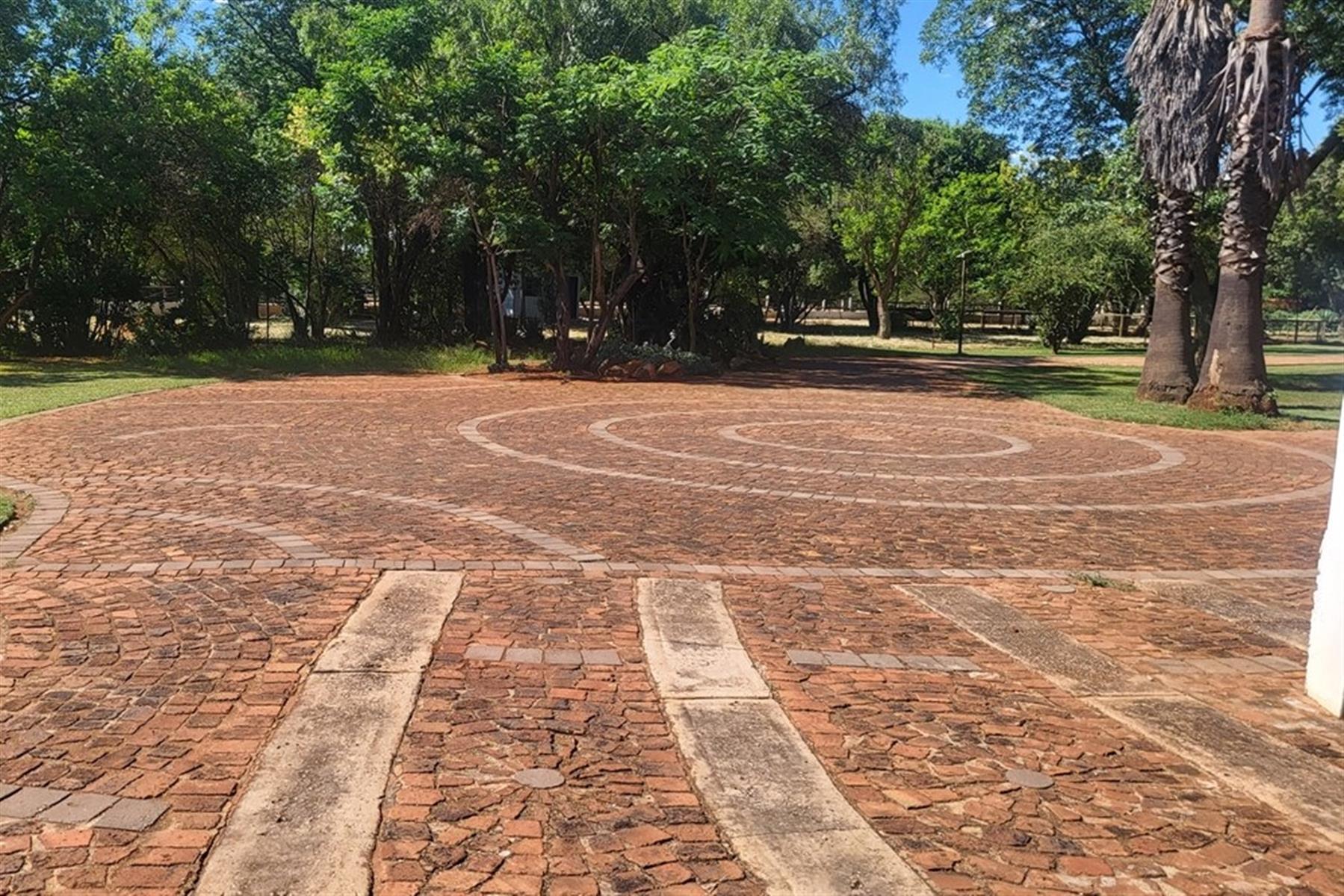 Residential and Commercial Property For Sale in Kameeldrift East, Pretoria