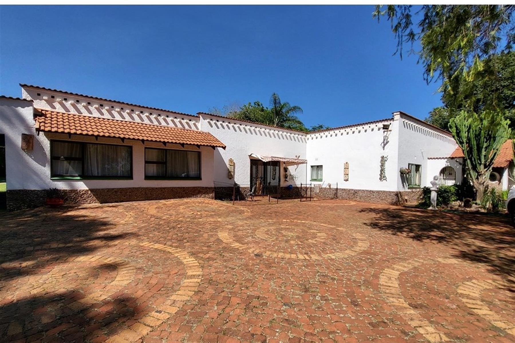 Residential and Commercial Property For Sale in Kameeldrift East, Pretoria