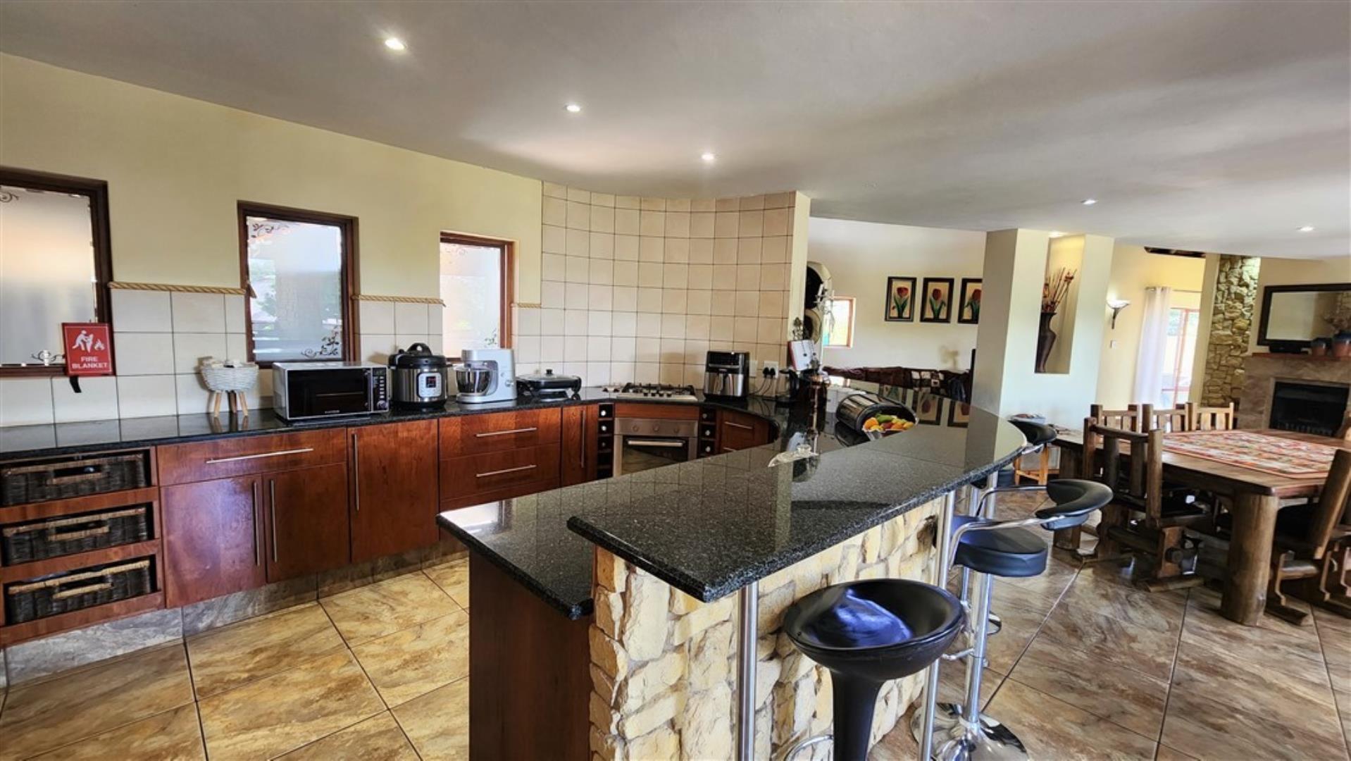 House For Sale in Koro Creek Golf Estate, Modimolle