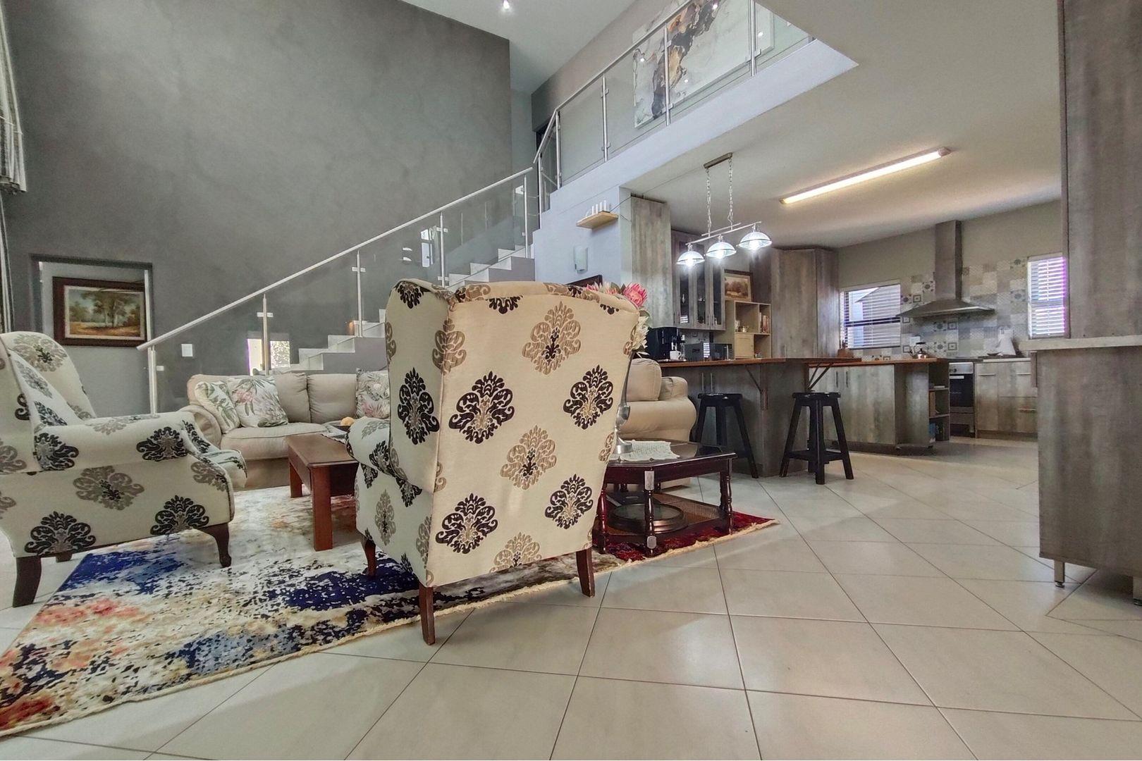 House For Sale in Melodie, Hartbeespoort, North West
