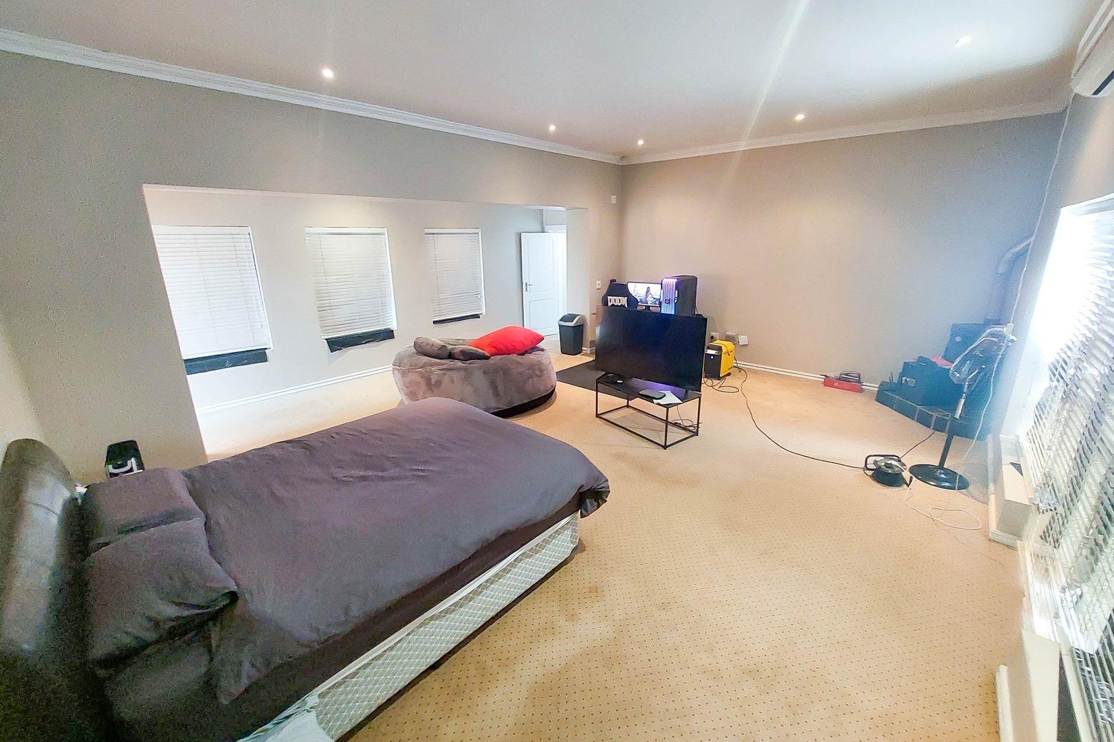 House For Sale in Tiegerpoort AH, Pretoria