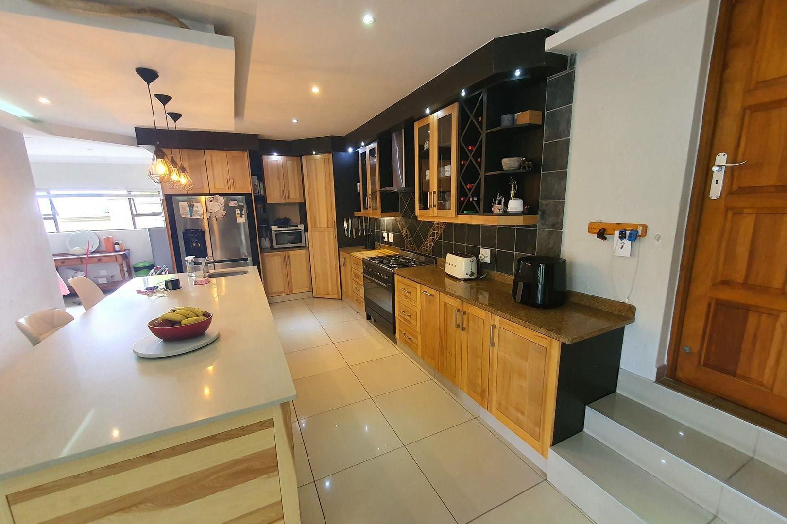 House For Sale in Shelly Beach, Margate, KwaZulu Natal