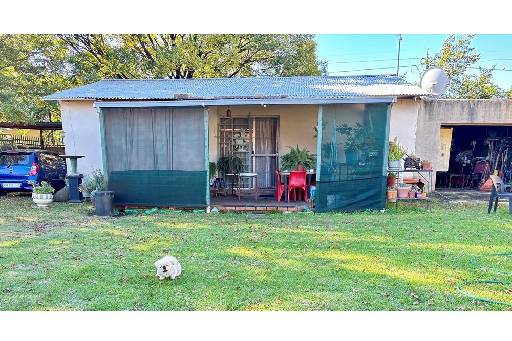 House for sale in Sasolburg Ext 1, Sasolburg, 857 m²