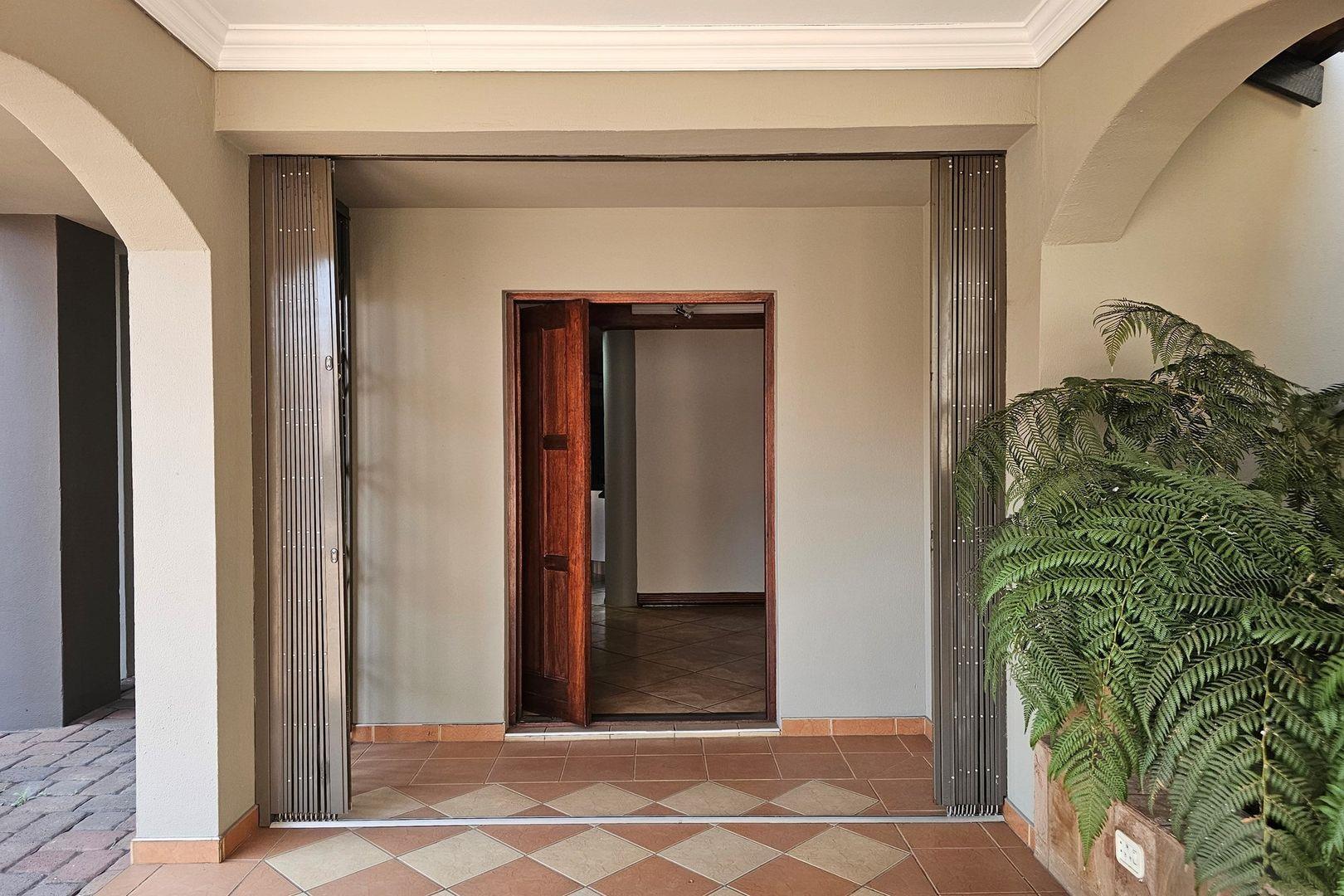 House for sale in Aerorand, Middelburg, 686 m²