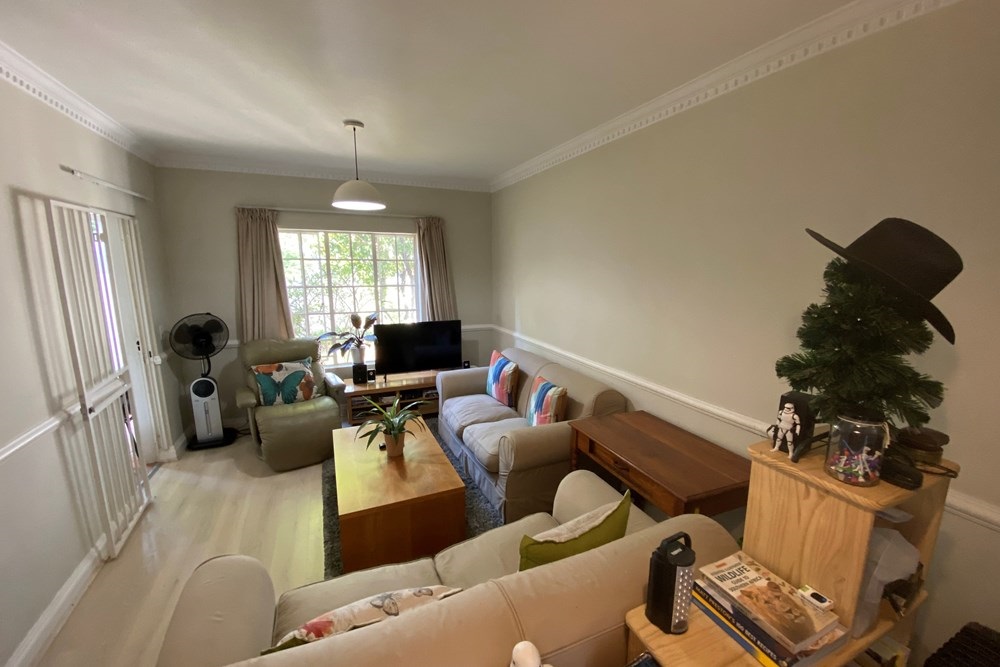 1-Bedroom Garden Apartment in Craighall