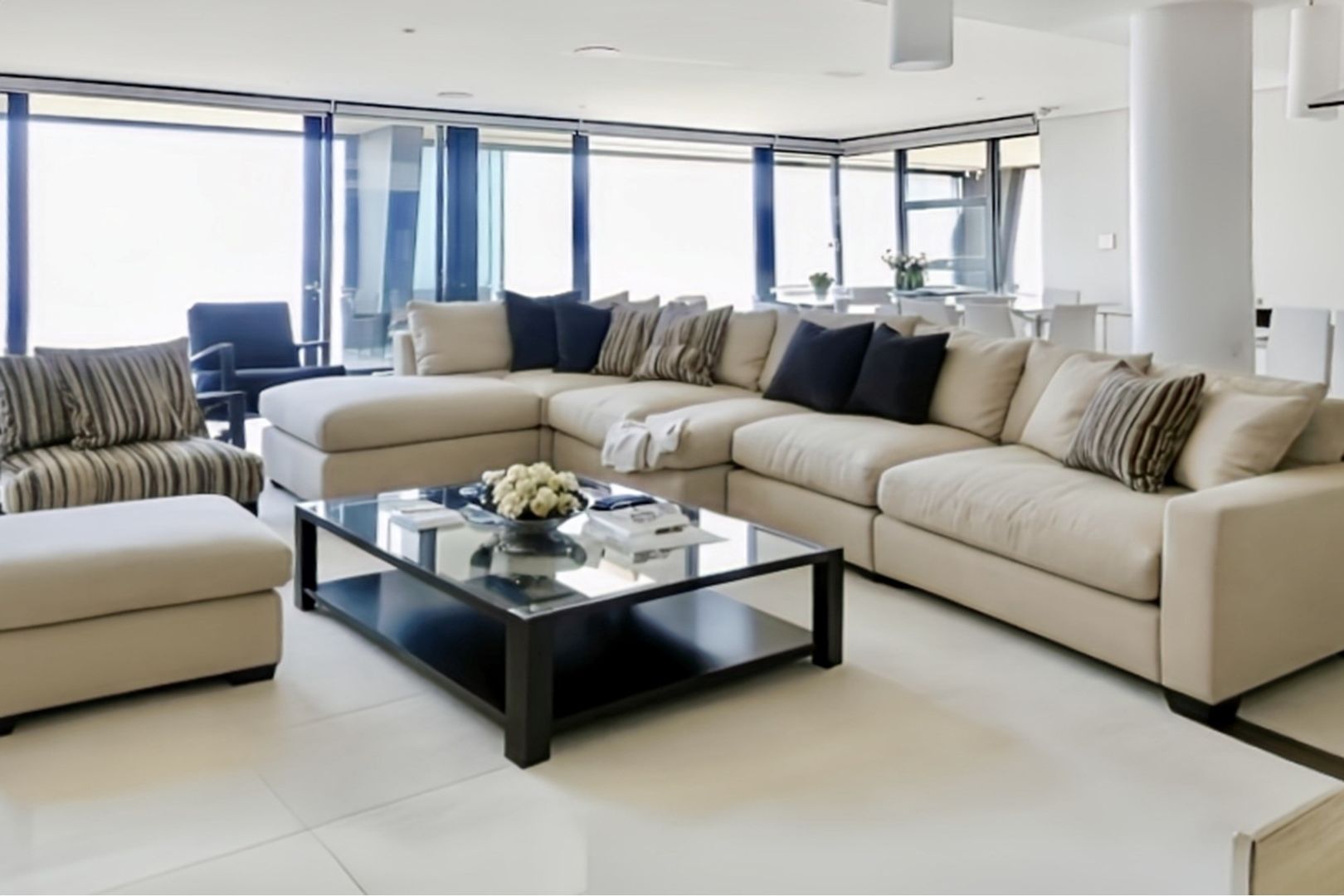 Apartment For Sale in Umhlanga Ridge, Umhlanga, KwaZulu Natal