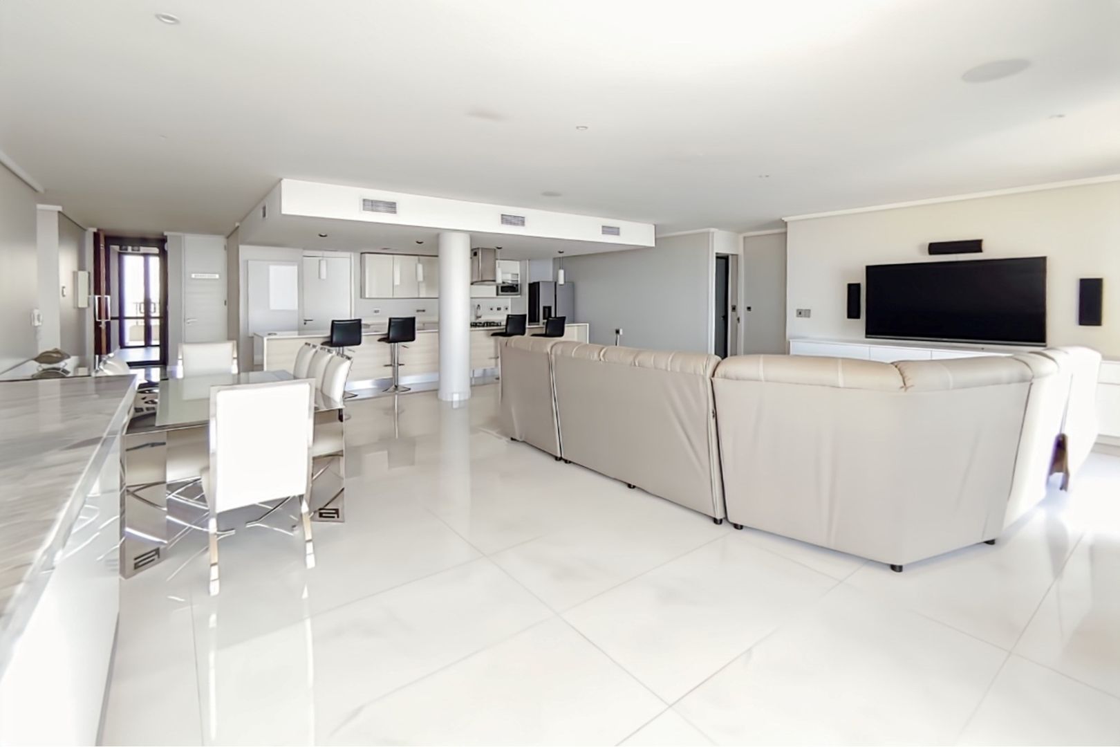 Apartment For Sale in Umhlanga Ridge, Umhlanga, KwaZulu Natal