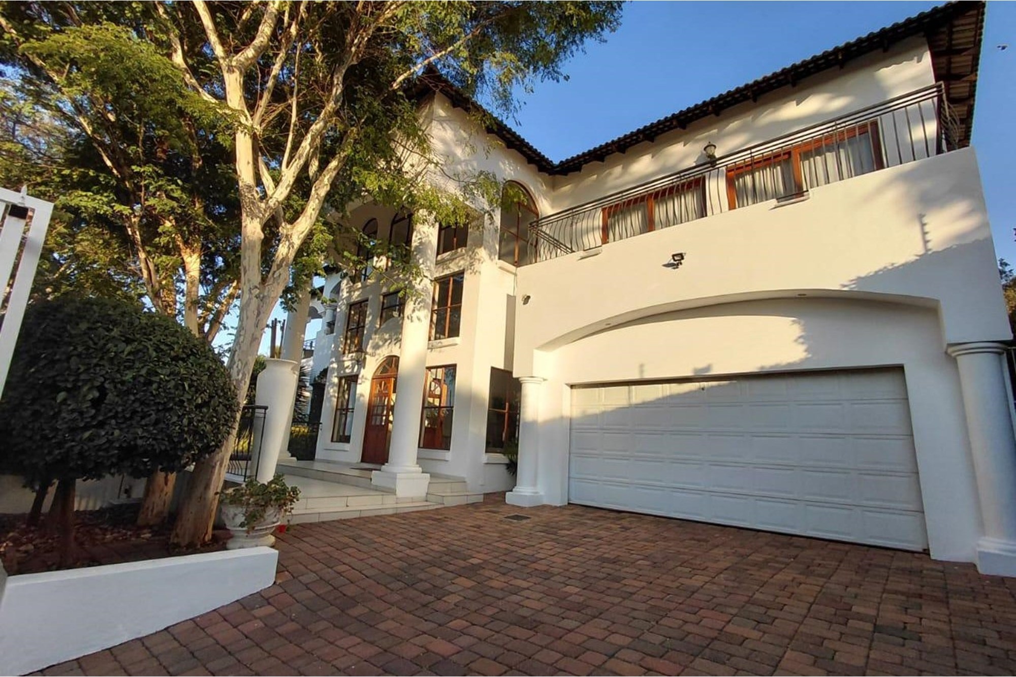 Guest House for sale in Groenkloof, Pretoria, 930 m²