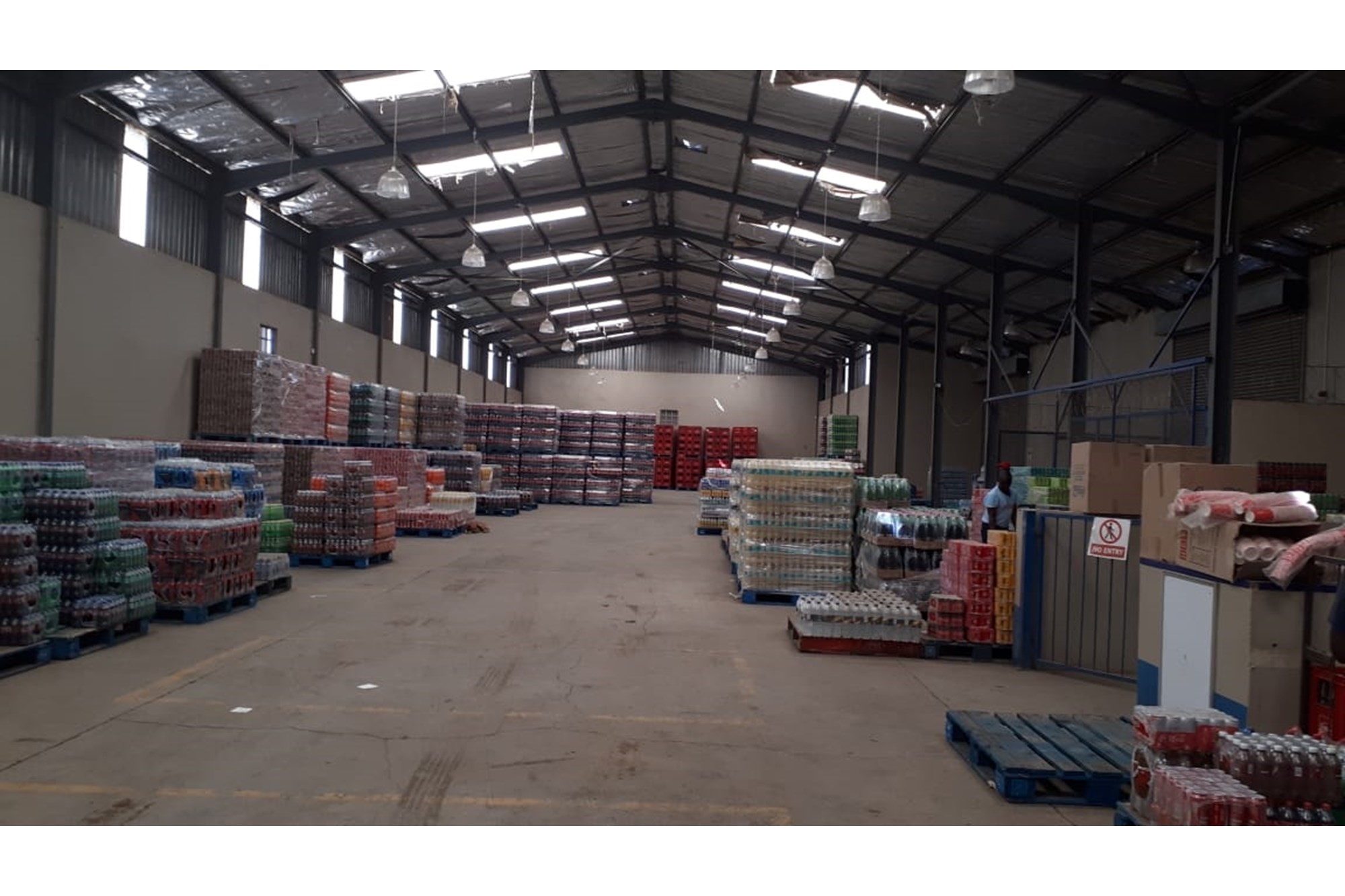 Large Warehouse and Distribution Centre, Mkuze, Kwa-Zulu Natal To Rent