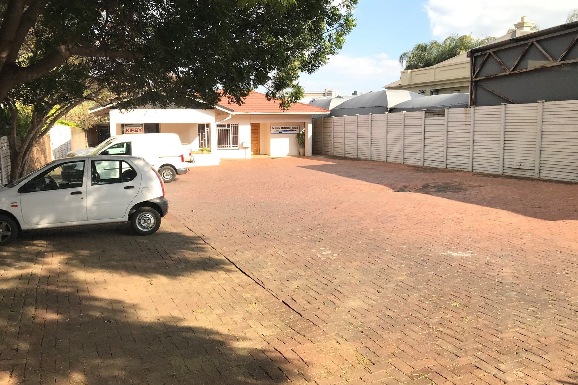 Beautiful Office Space at Prime Spot in Hatfield 2