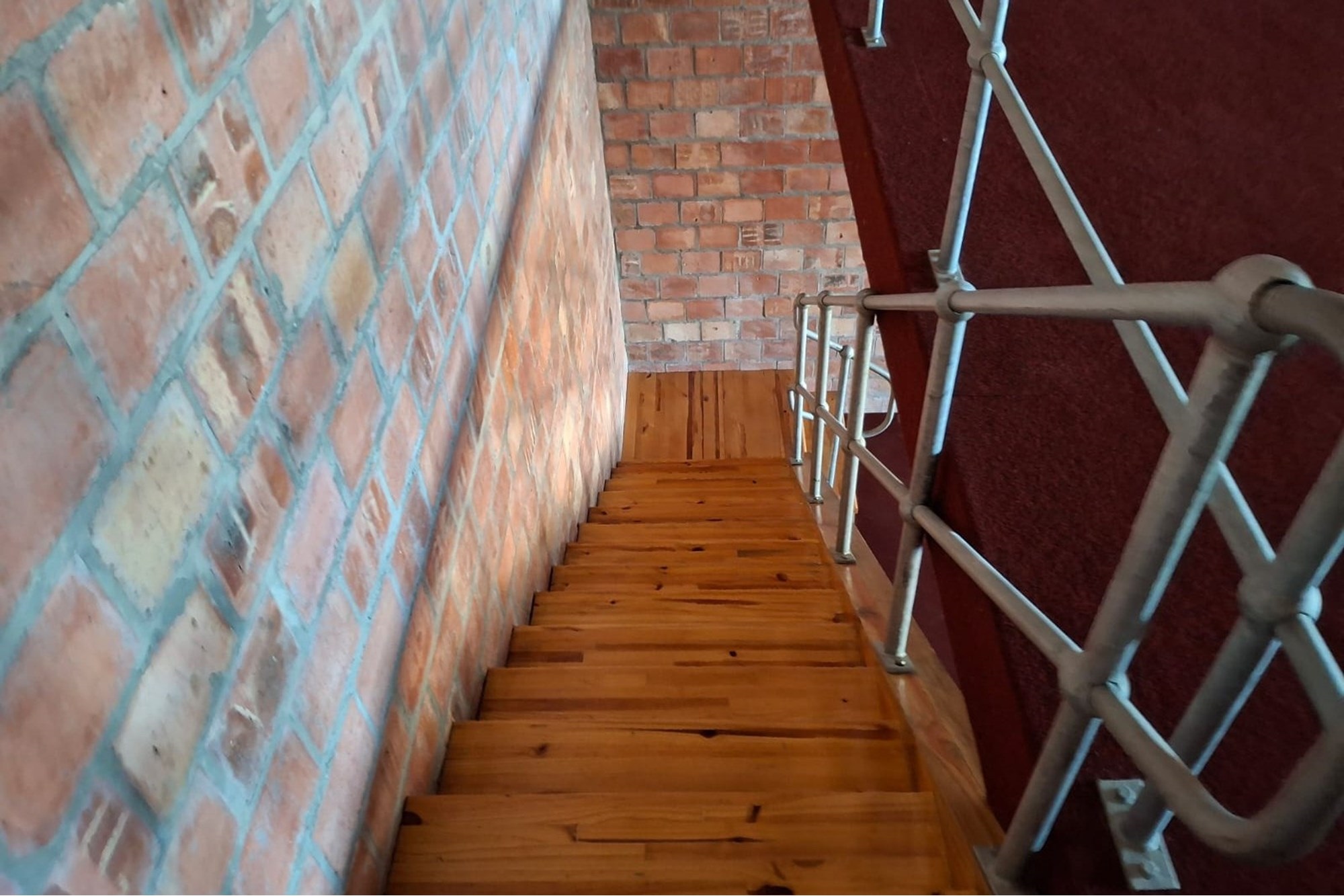 Warehouse for rent in Fairview, Port Elizabeth, 198 m²