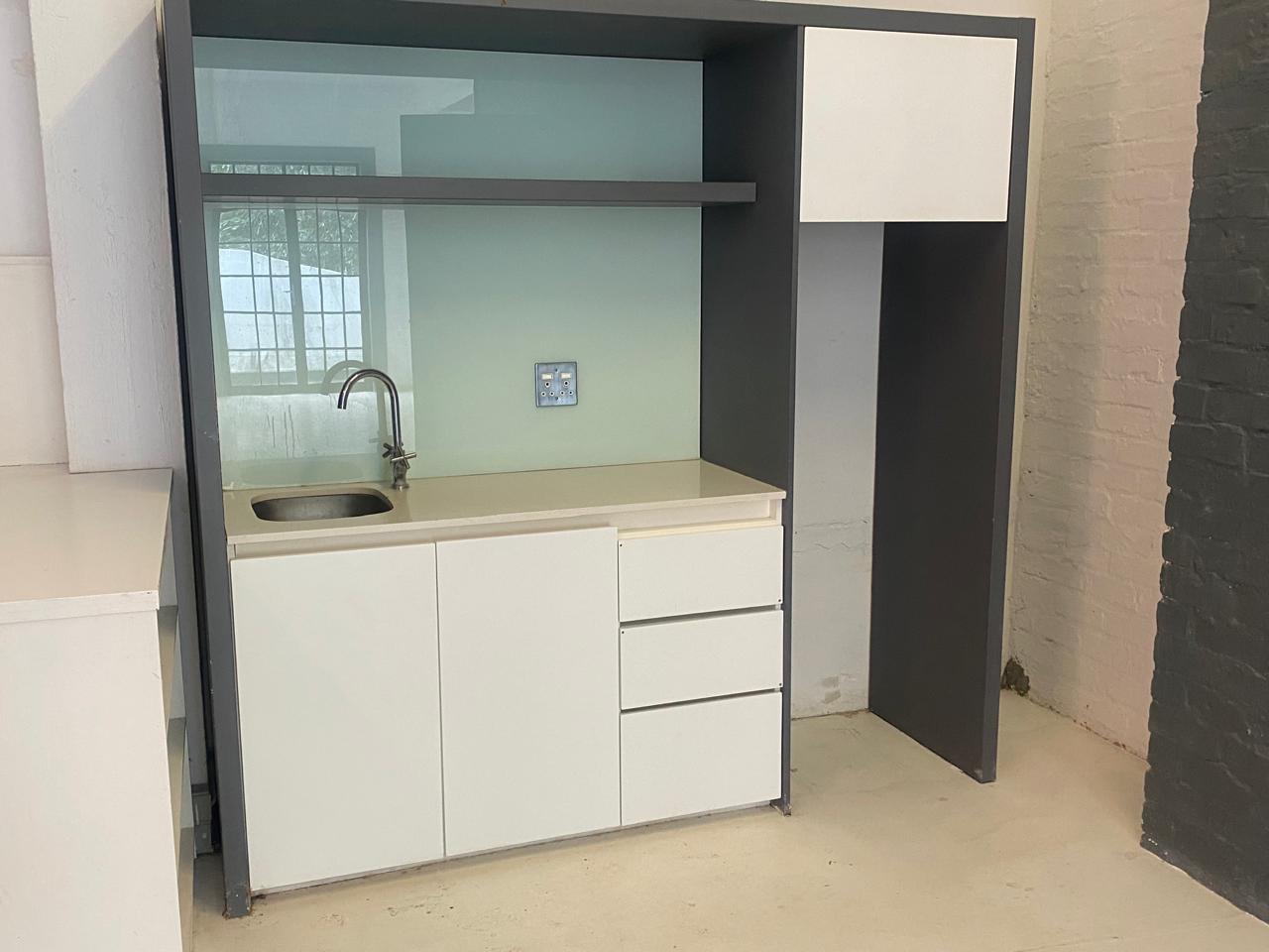 Retail/Office To Let in City Centre