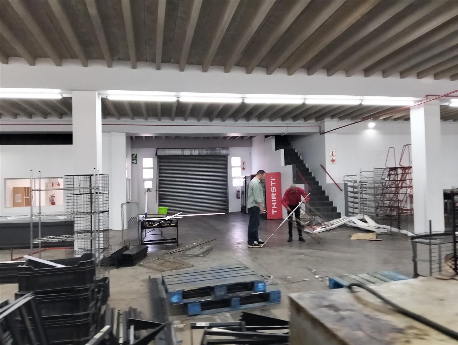 Warehouse for sale in Pinetown Central, Pinetown, KwaZulu Natal, 808 m²