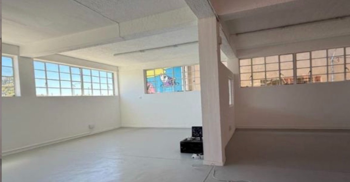 Commercial Unit to Let in Foreshore