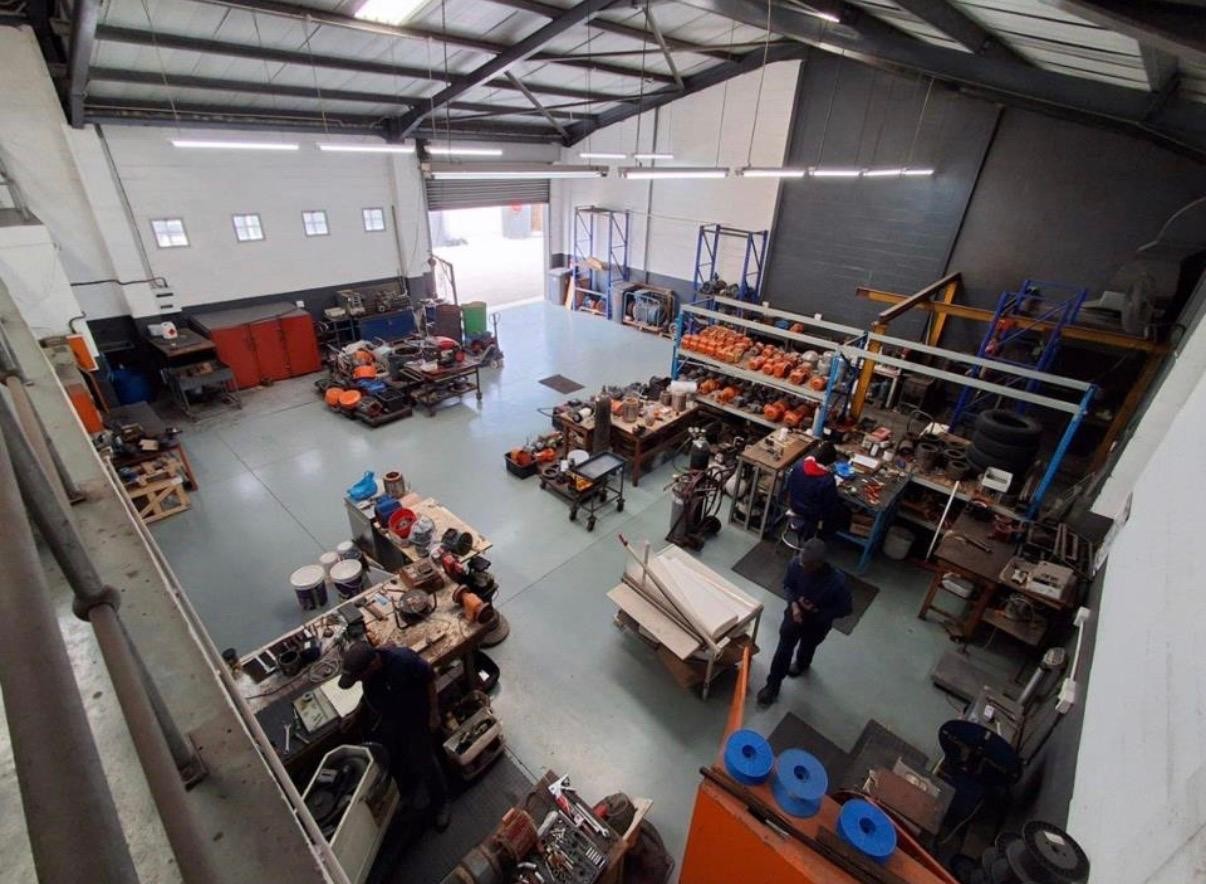 Factory for rent in Epping Industrial, Cape Town, 33, 38 GUNNERS CIRCLE, Epping Industrial, Cape Town, Western Cape, 420 m²
