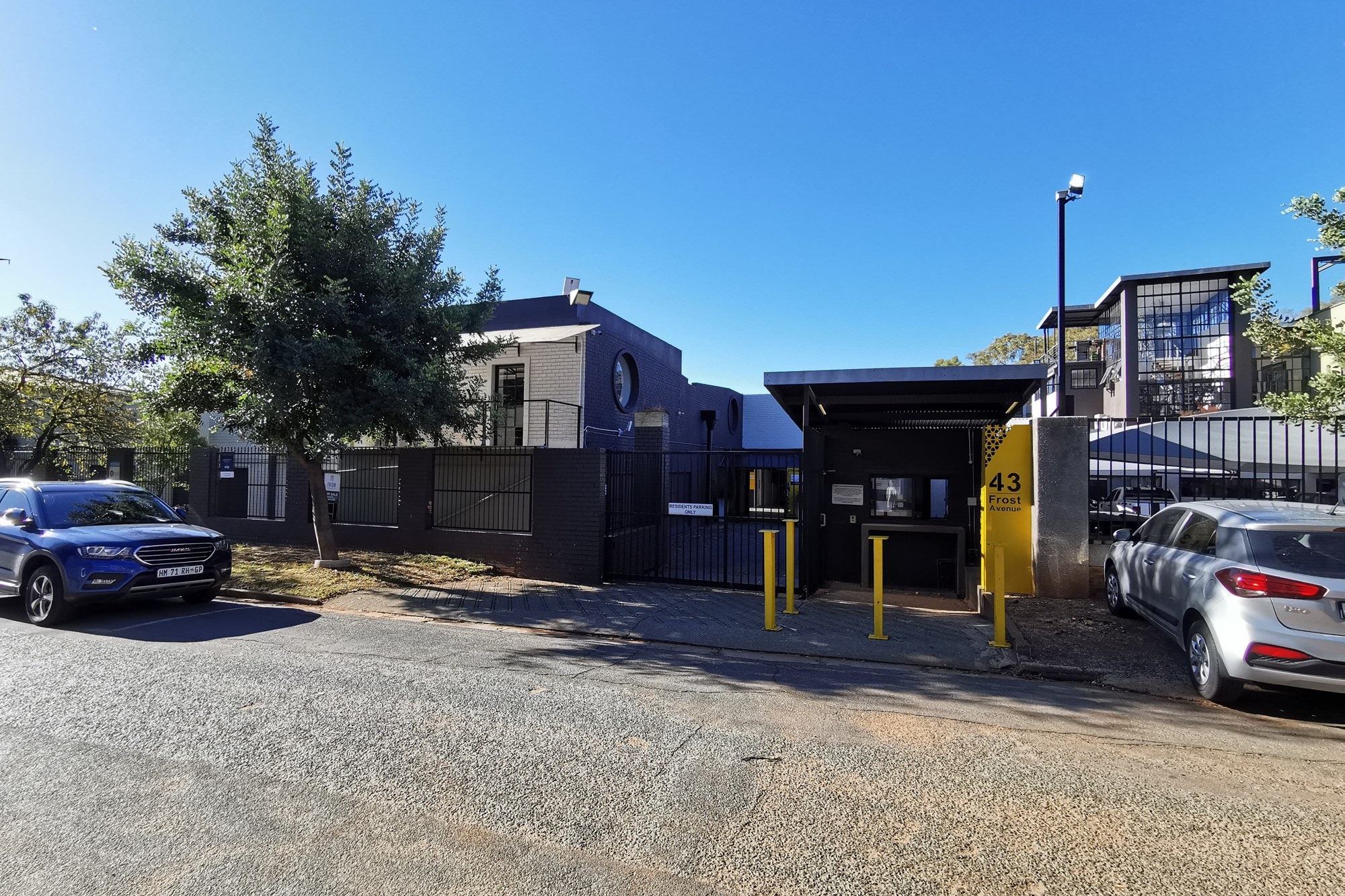 Superb Designer Commercial Space in Creative Precinct