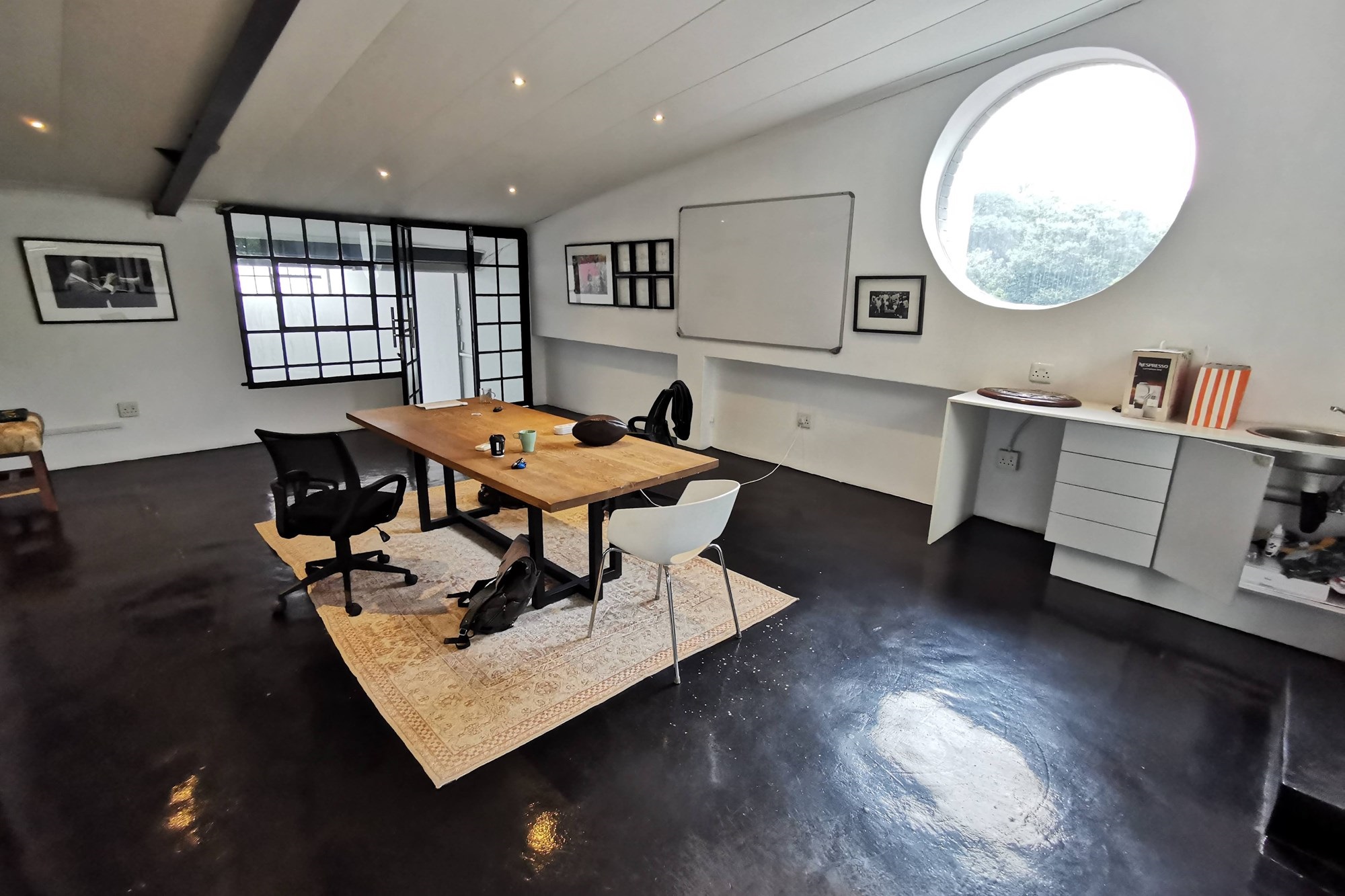 Superb Designer Commercial Space in Creative Precinct